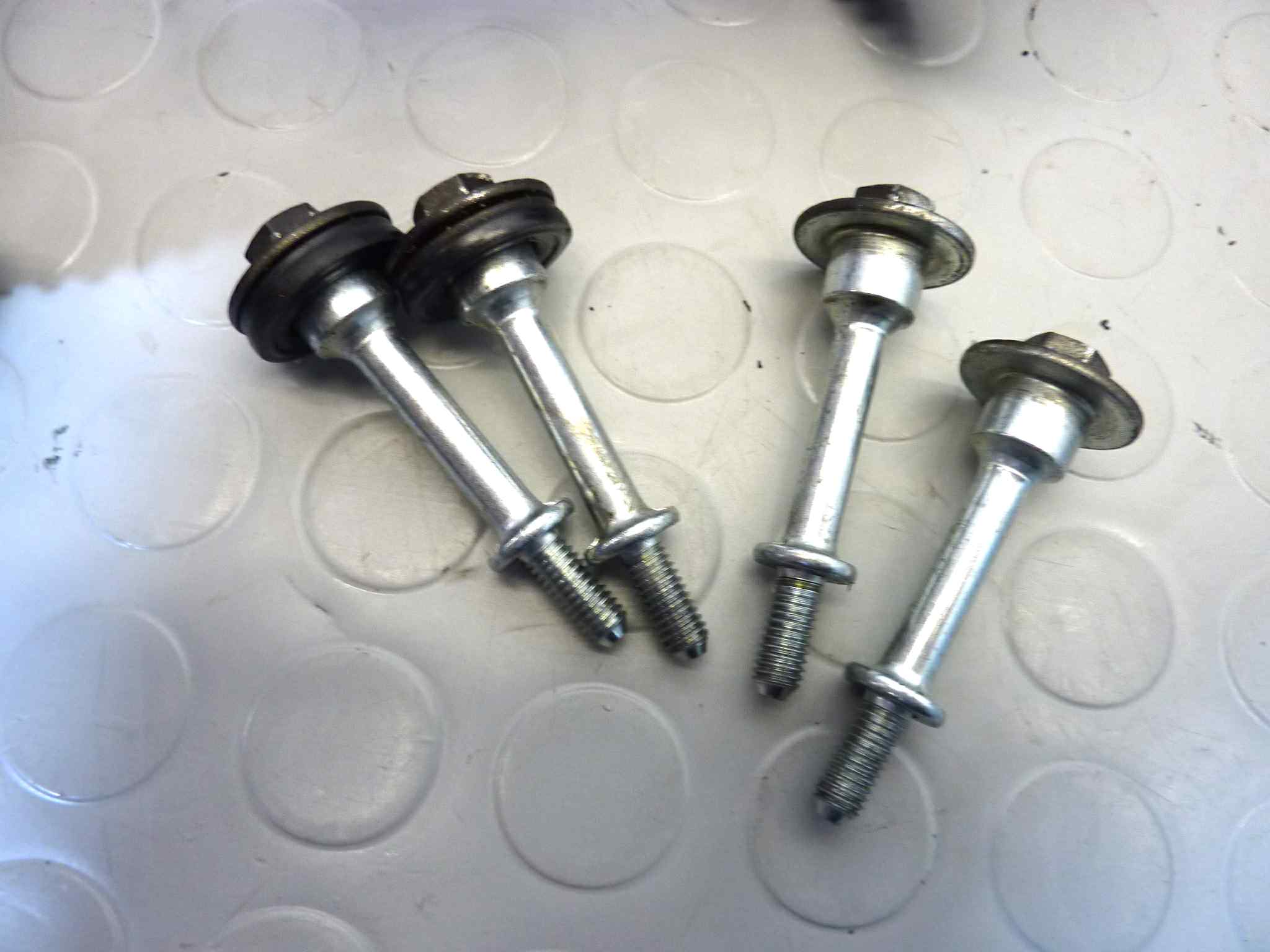 Coperchio valvole anteriore con alberi camme Honda VFR 750 RC36 1990-1993 - immagine 4
