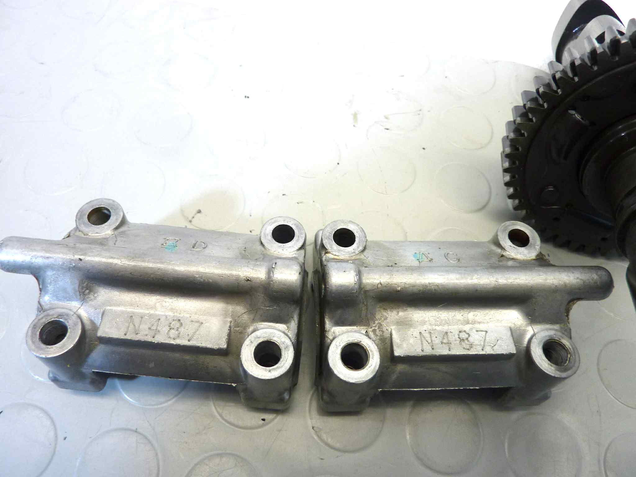 Coperchio valvole anteriore con alberi camme Honda VFR 750 RC36 1990-1993 - immagine 16