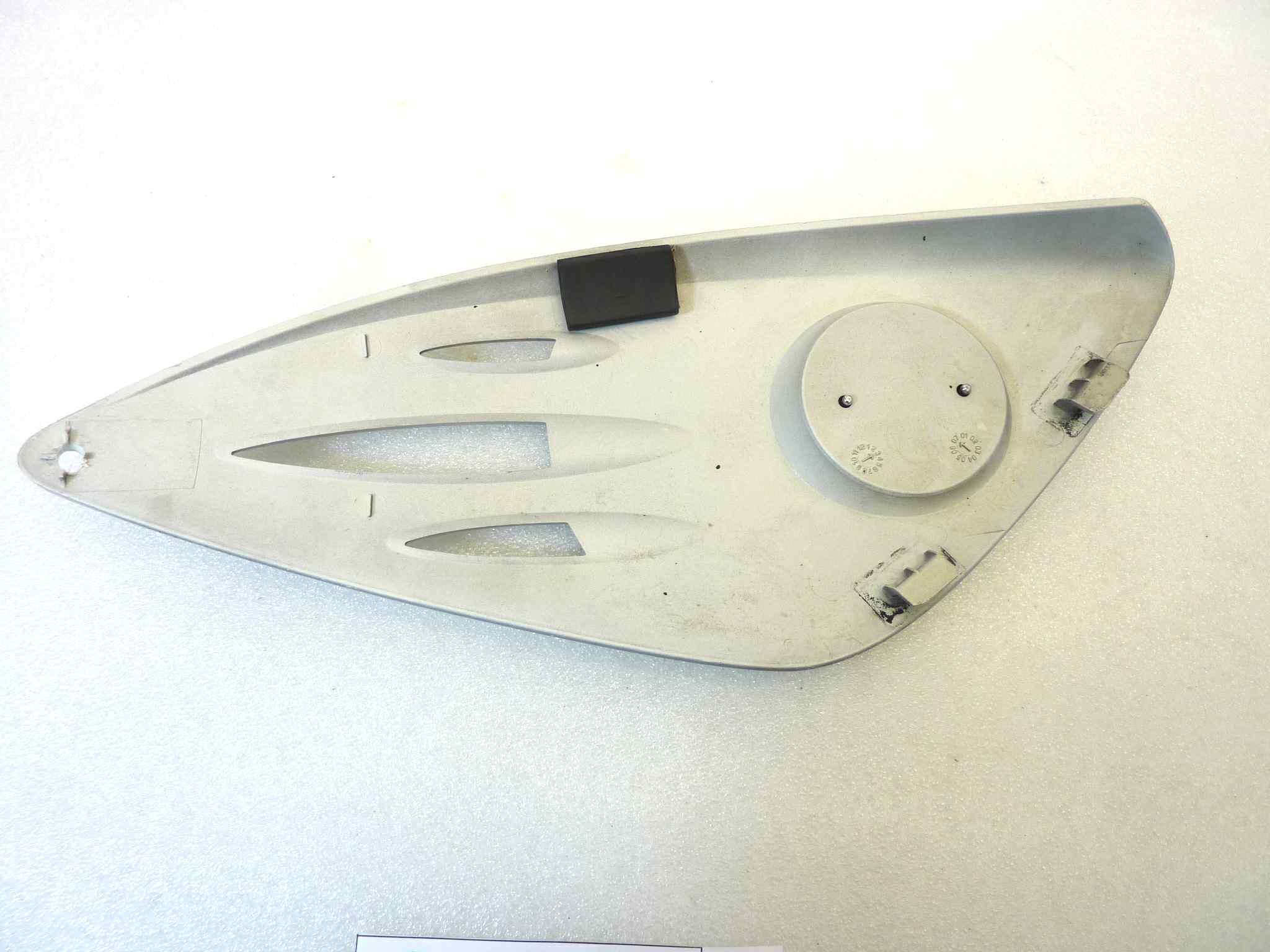 Fianchetto logo carena sinistra Bmw 650 CS Scarver - immagine 5