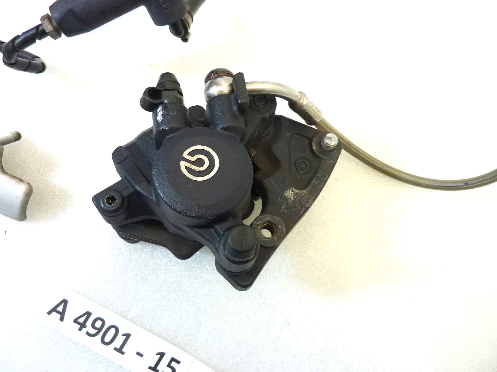 Pinza e pompa freno posteriore con tubazione Bmw 650 CS Scarver - immagine 2