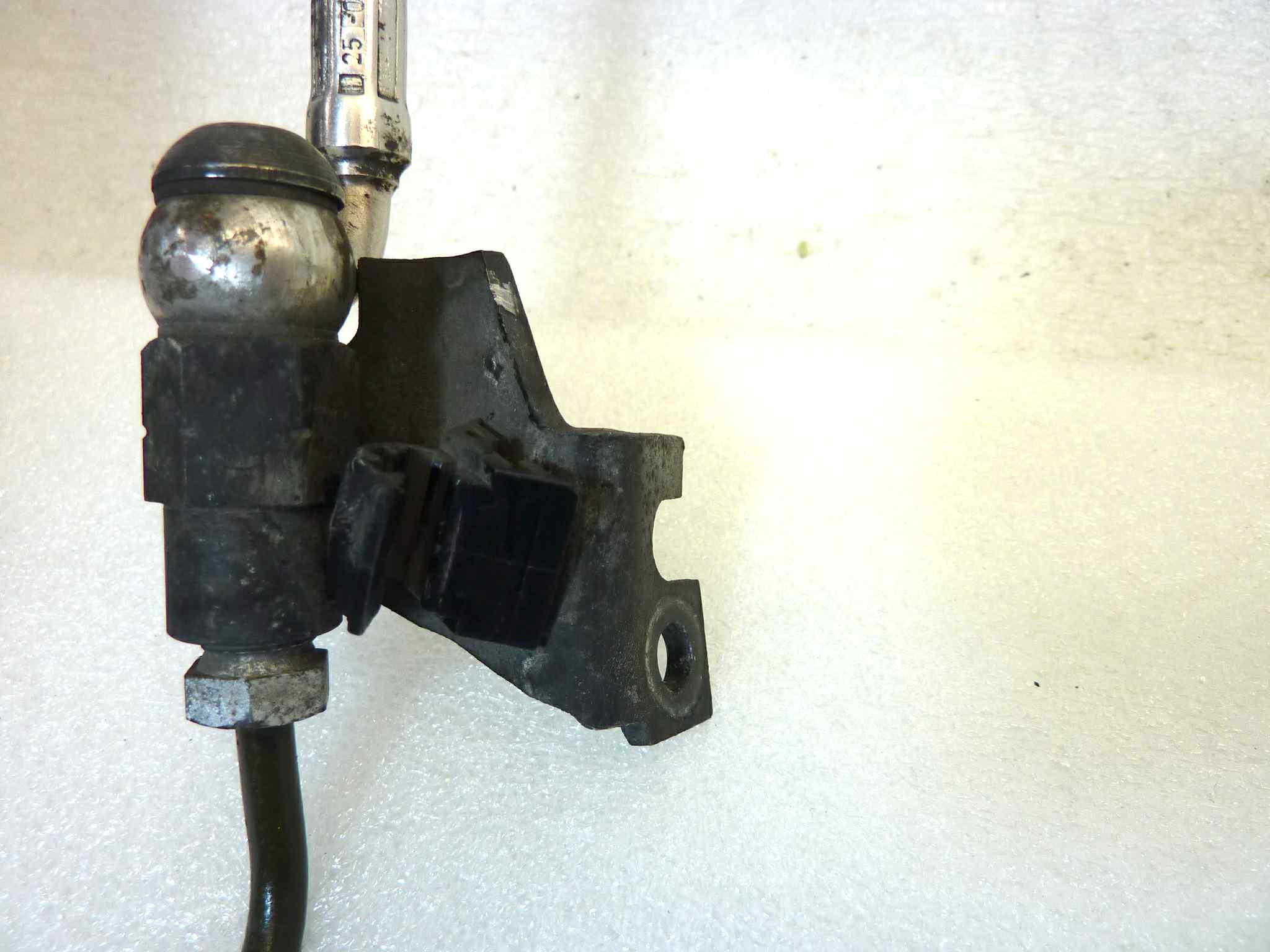 Pinza e pompa freno posteriore con tubazione Bmw 650 CS Scarver - immagine 6