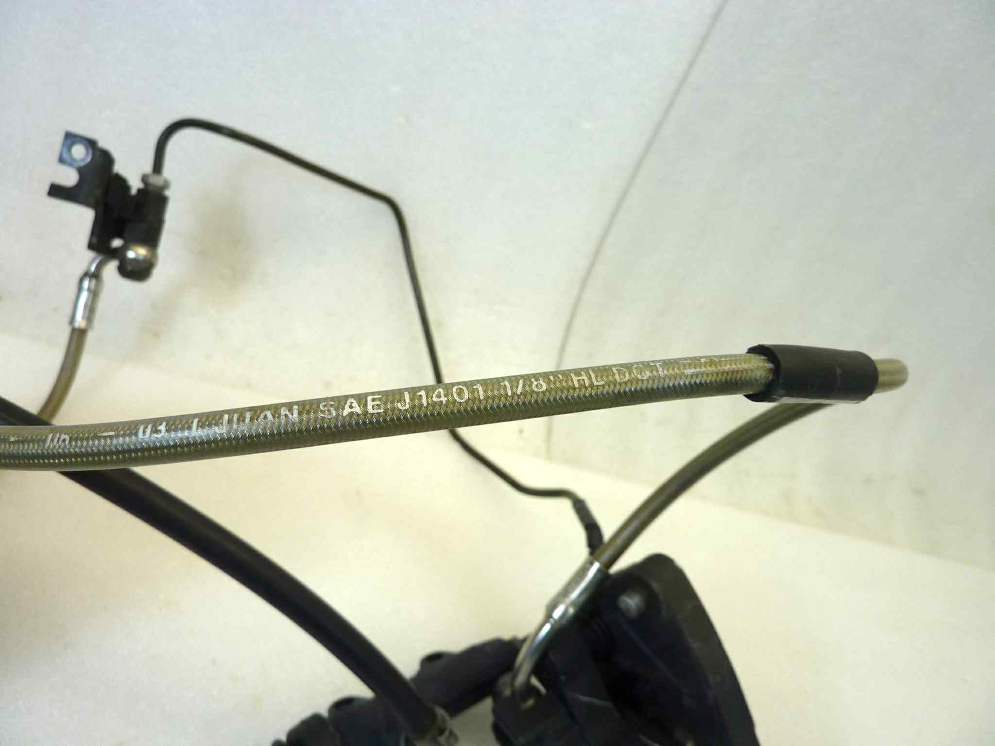Pinza e pompa freno posteriore con tubazione Bmw 650 CS Scarver - immagine 12