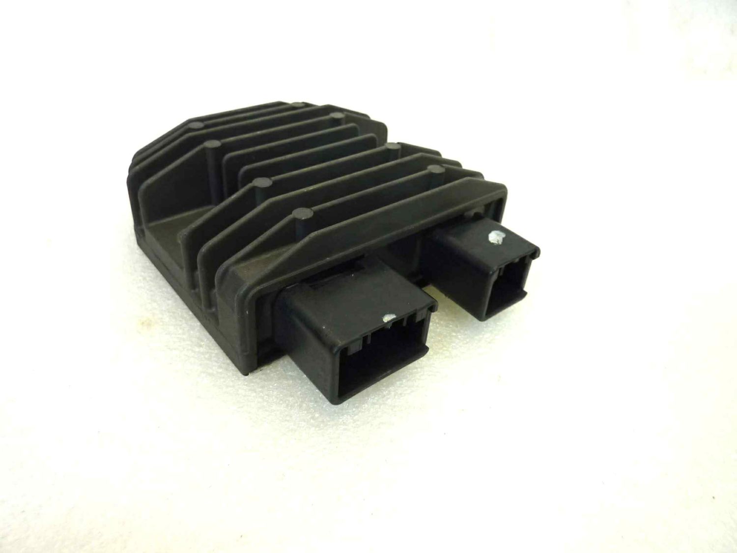 Regolatore di tensione HONDA VFR 800 X CROSSRUNNER 2011-2014 - immagine 2