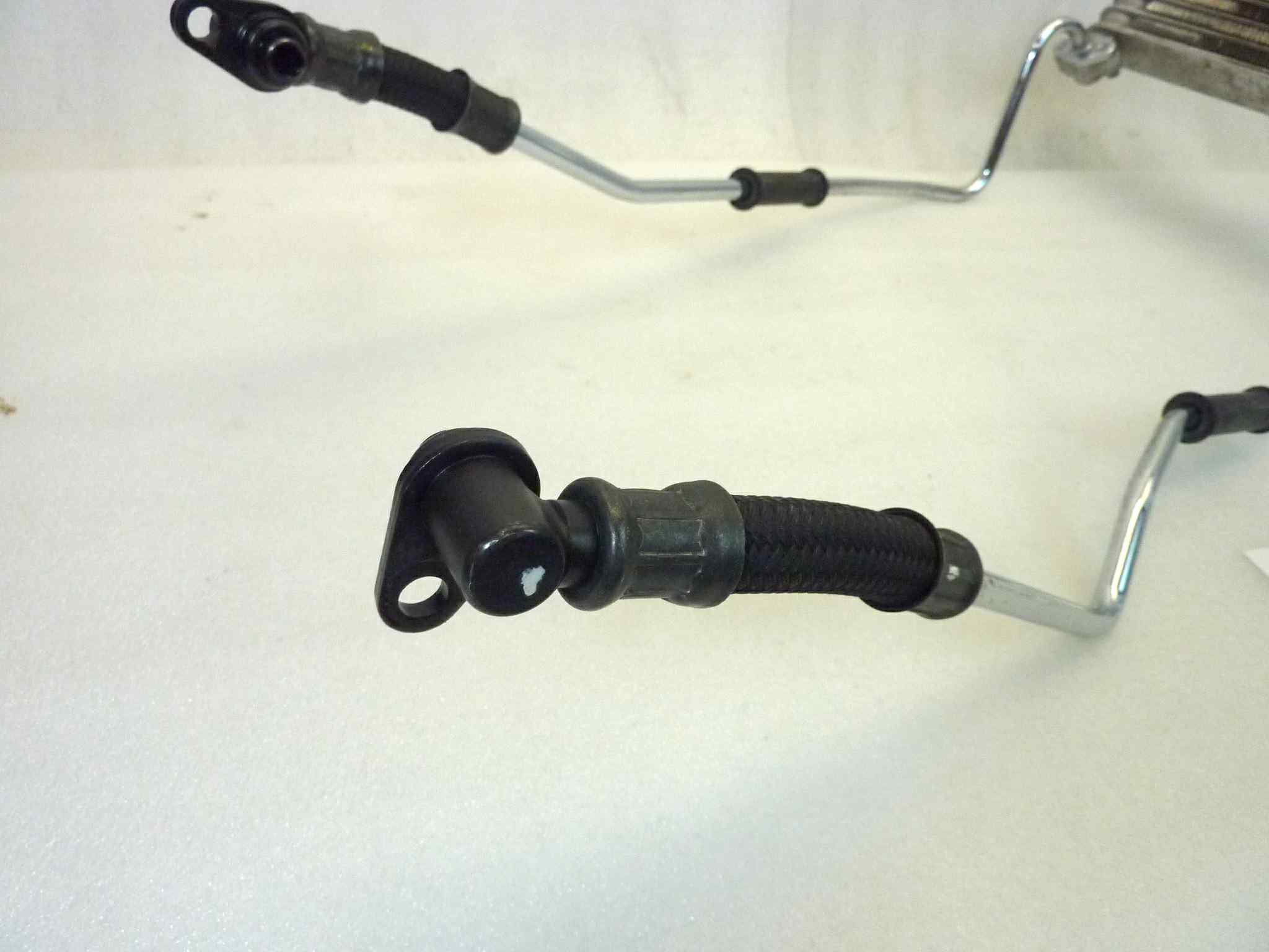 Radiatore olio con tubi HONDA VFR 800 X CROSSRUNNER 2011-2014 - immagine 2