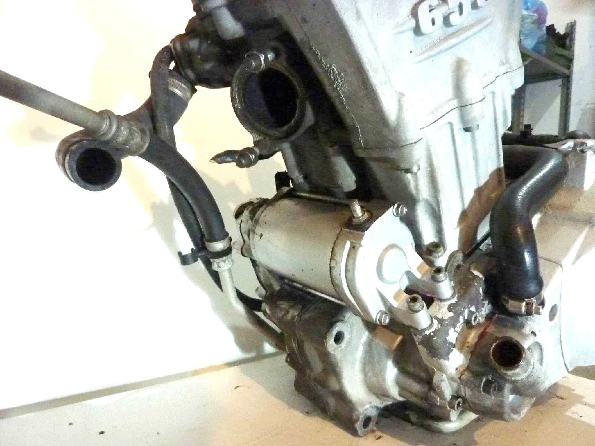Motore Bmw 650 CS Scarver 42000 km, single Spark, con motorino avviamento, non entra la prima marcia - immagine 5