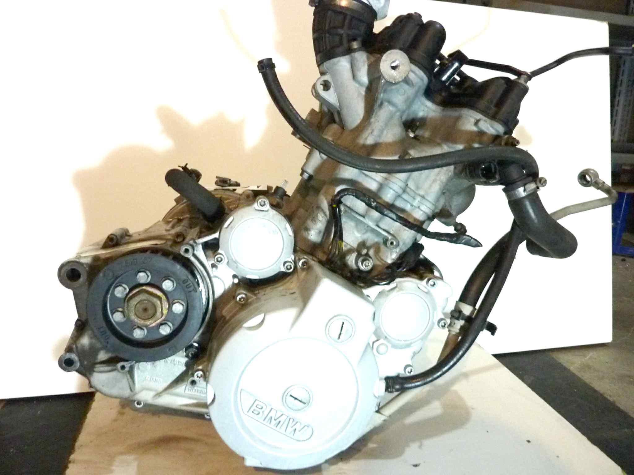Motore Bmw 650 CS Scarver 42000 km, single Spark, con motorino avviamento, non entra la prima marcia - immagine 7