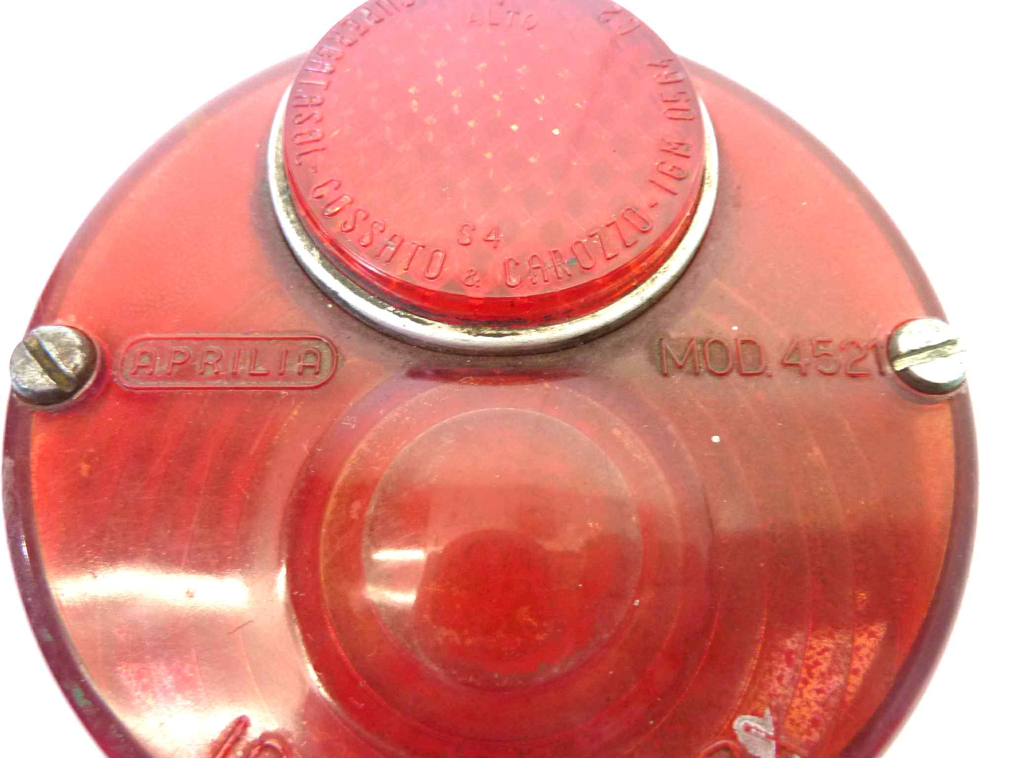 Fanalino fanale posteriore moto epoca vari modelli Aprilia mod 4521 IGM 1054 LPX non testato, non aperto, proposto come da ritrovamento e come da foto in annuncio - immagine 5