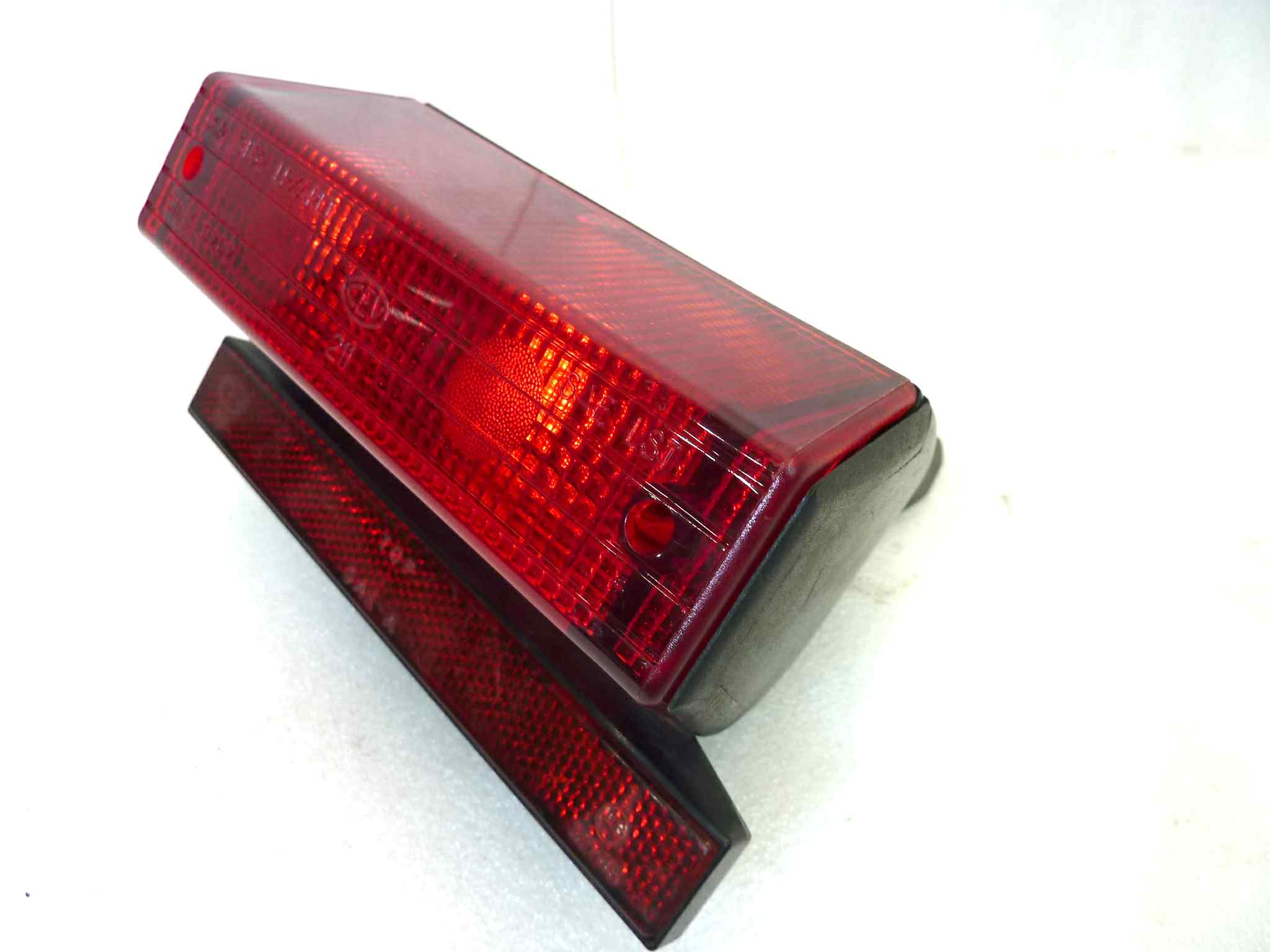 Fanalino fanale posteriore Guzzi V35 SP1000 Le Mans III T3 T4 850 PA cod 19740900 19741000 come da foto - immagine 17