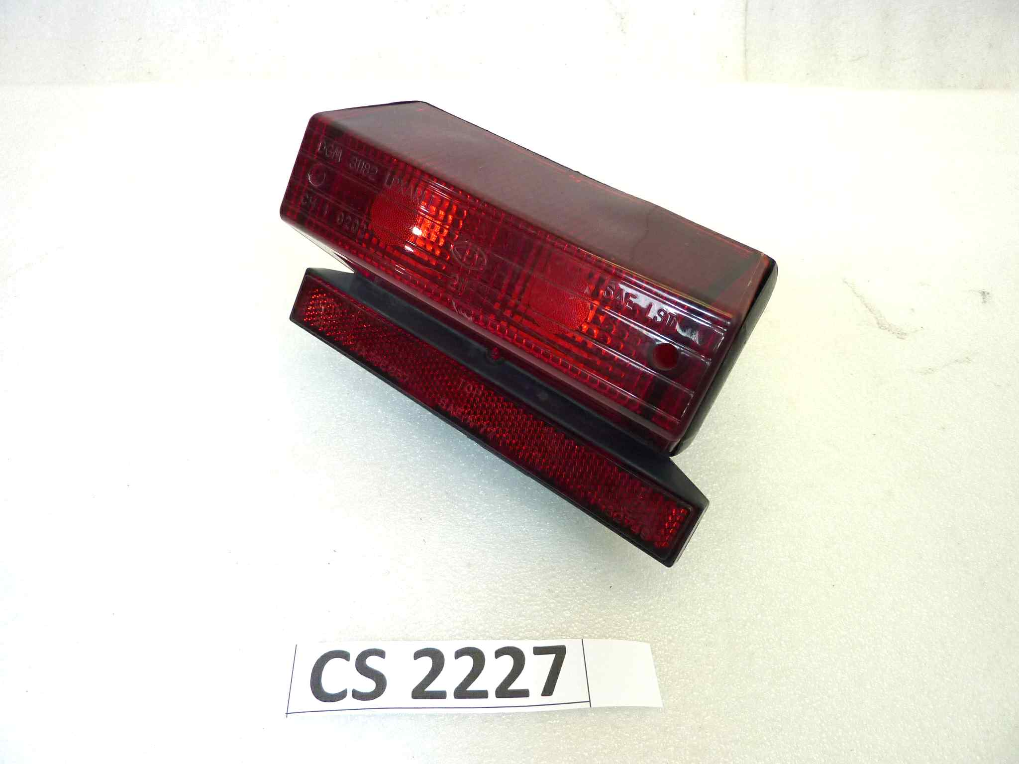 Fanalino fanale posteriore Guzzi V35 SP1000 Le Mans III T3 T4 850 PA cod 19740900 19741000 con staffa