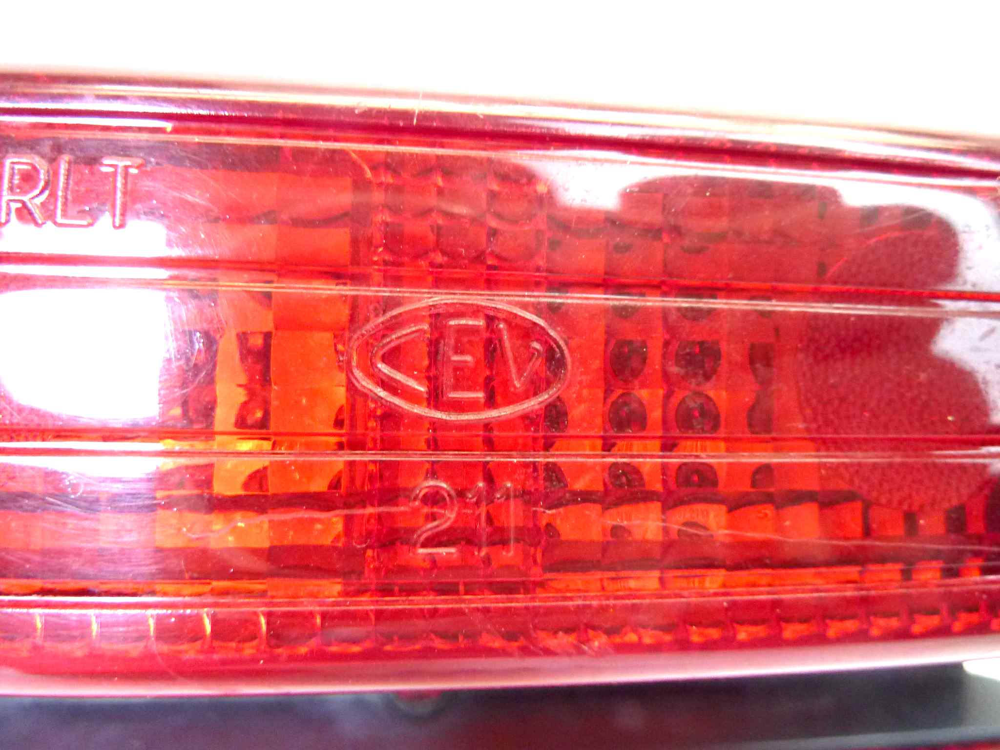 Fanalino fanale posteriore Guzzi V35 SP1000 Le Mans III T3 T4 850 PA cod 19740900 19741000 con staffa - immagine 5