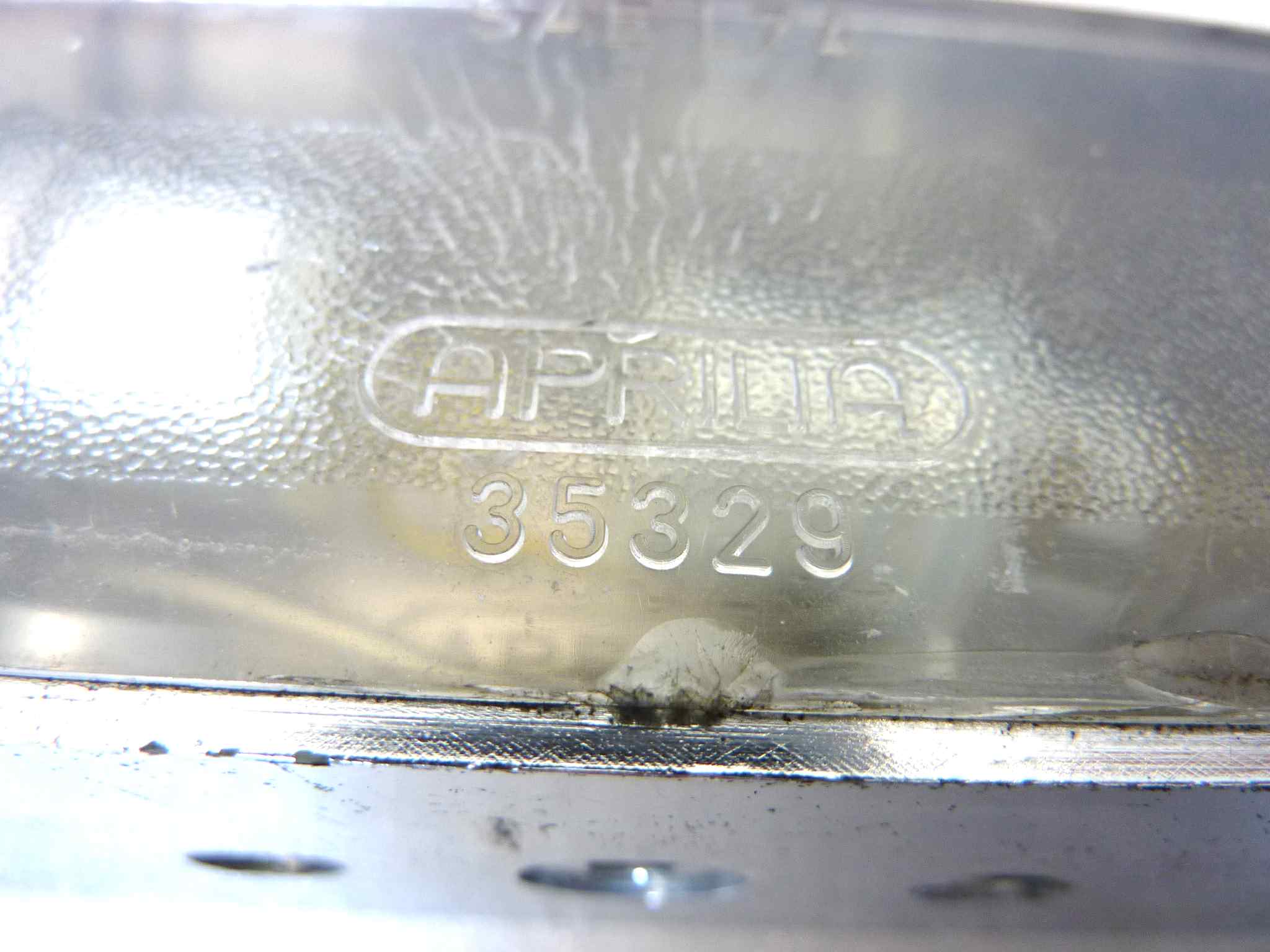 Fanalino fanale posteriore Guzzi V1000 Idroconvert non testato, non aperto, proposto come da ritrovamento e come da foto in annuncio - immagine 3
