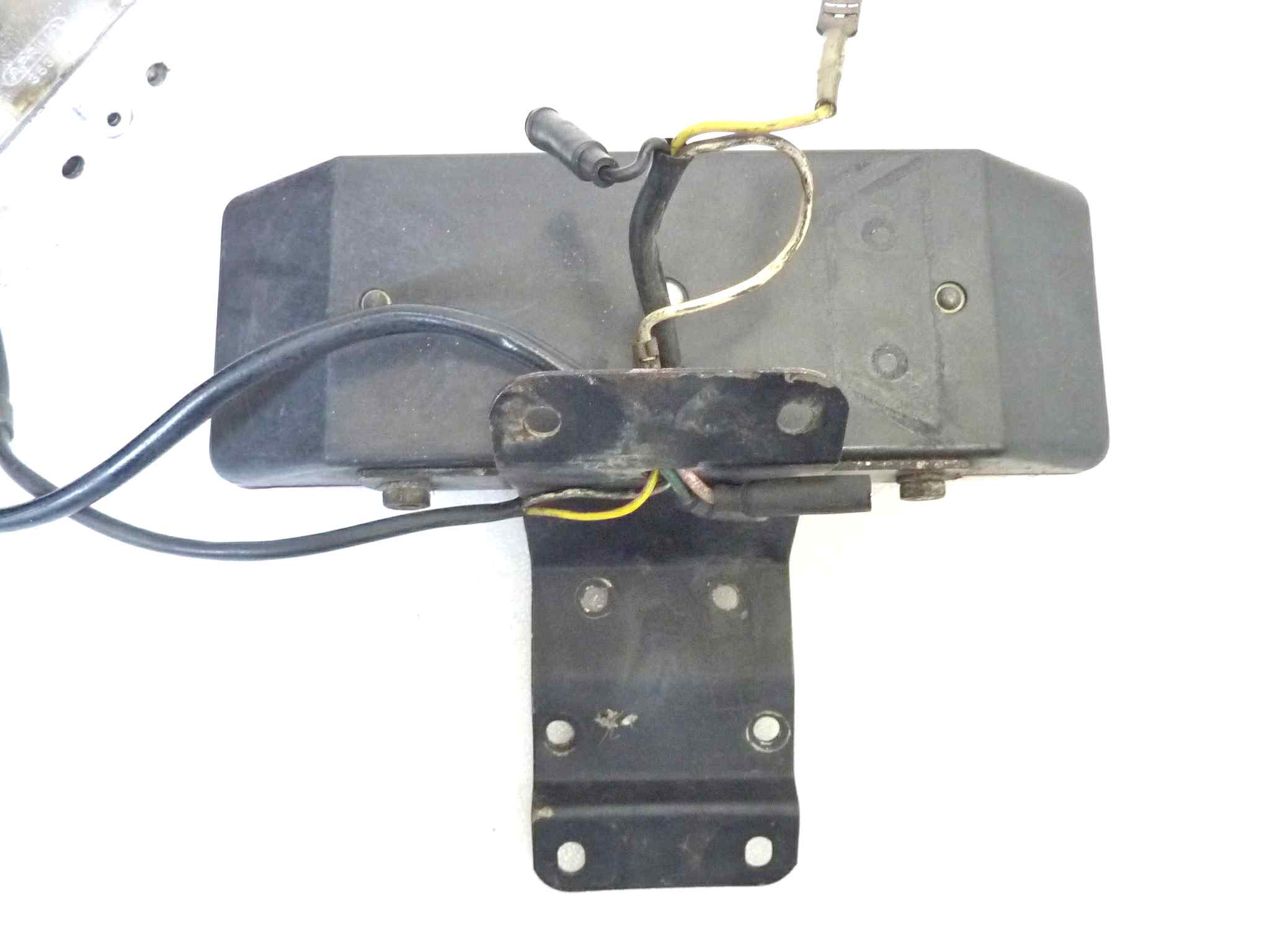 Fanalino fanale posteriore Guzzi V1000 Idroconvert non testato, non aperto, proposto come da ritrovamento e come da foto in annuncio - immagine 15