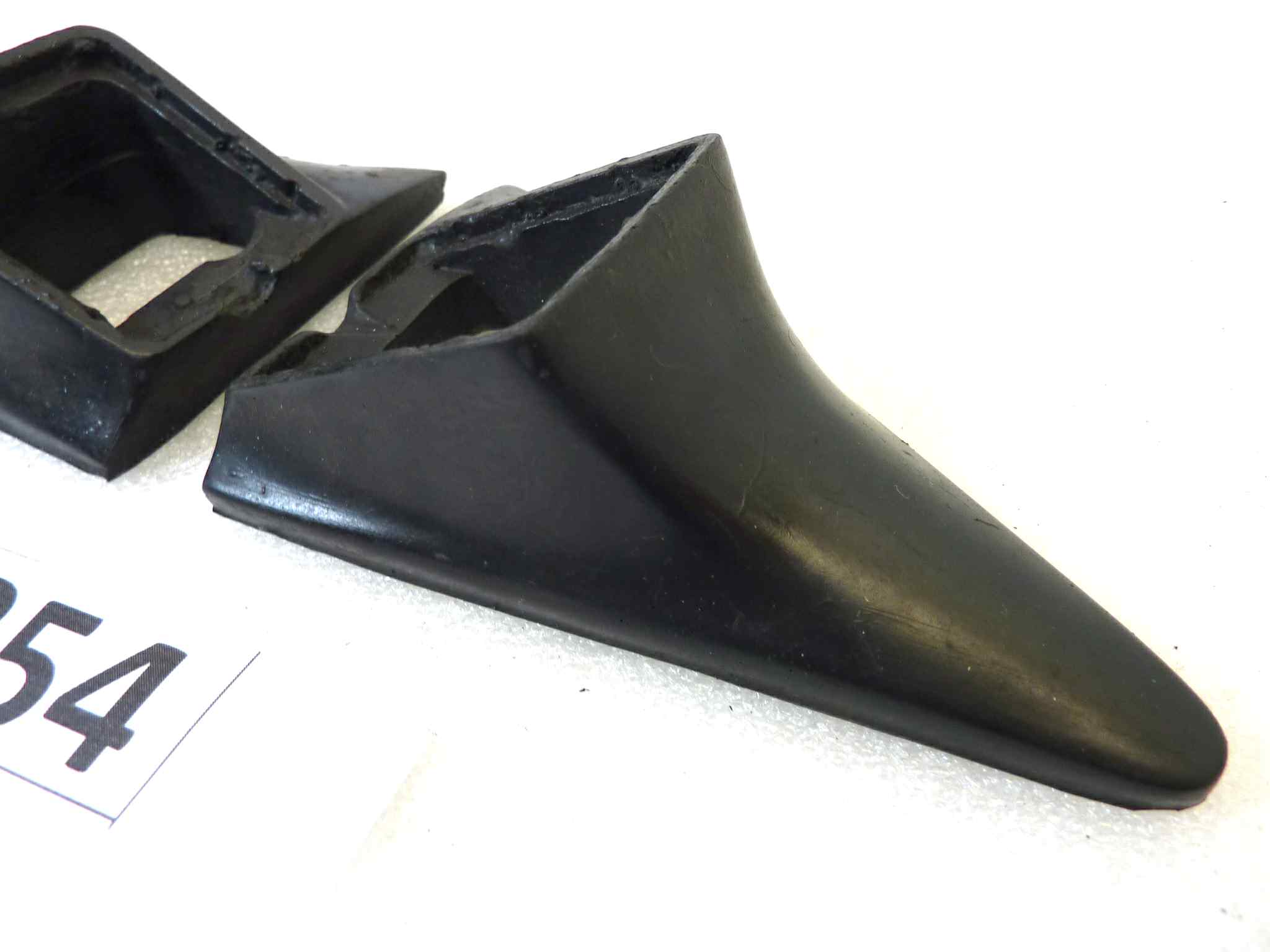 Coppia gomme frecce Guzzi Le Mans 4 1000 1983 - cod 28574965 28753750 - immagine 3