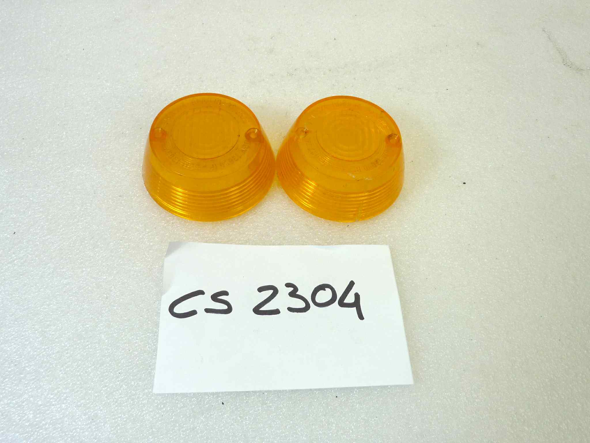 Coppia gemme frecce Aprilia 3516524 3516526 DGM 13037 13050 arancione chiaro giallo moto epoca vari modelli