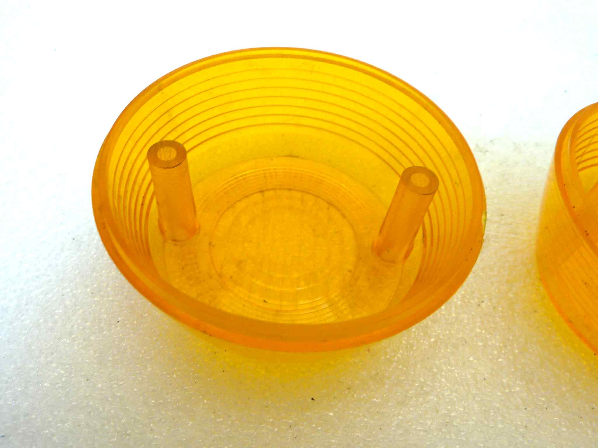 Coppia gemme frecce Aprilia 3516524 3516526 DGM 13037 13050 arancione chiaro giallo moto epoca vari modelli - immagine 8