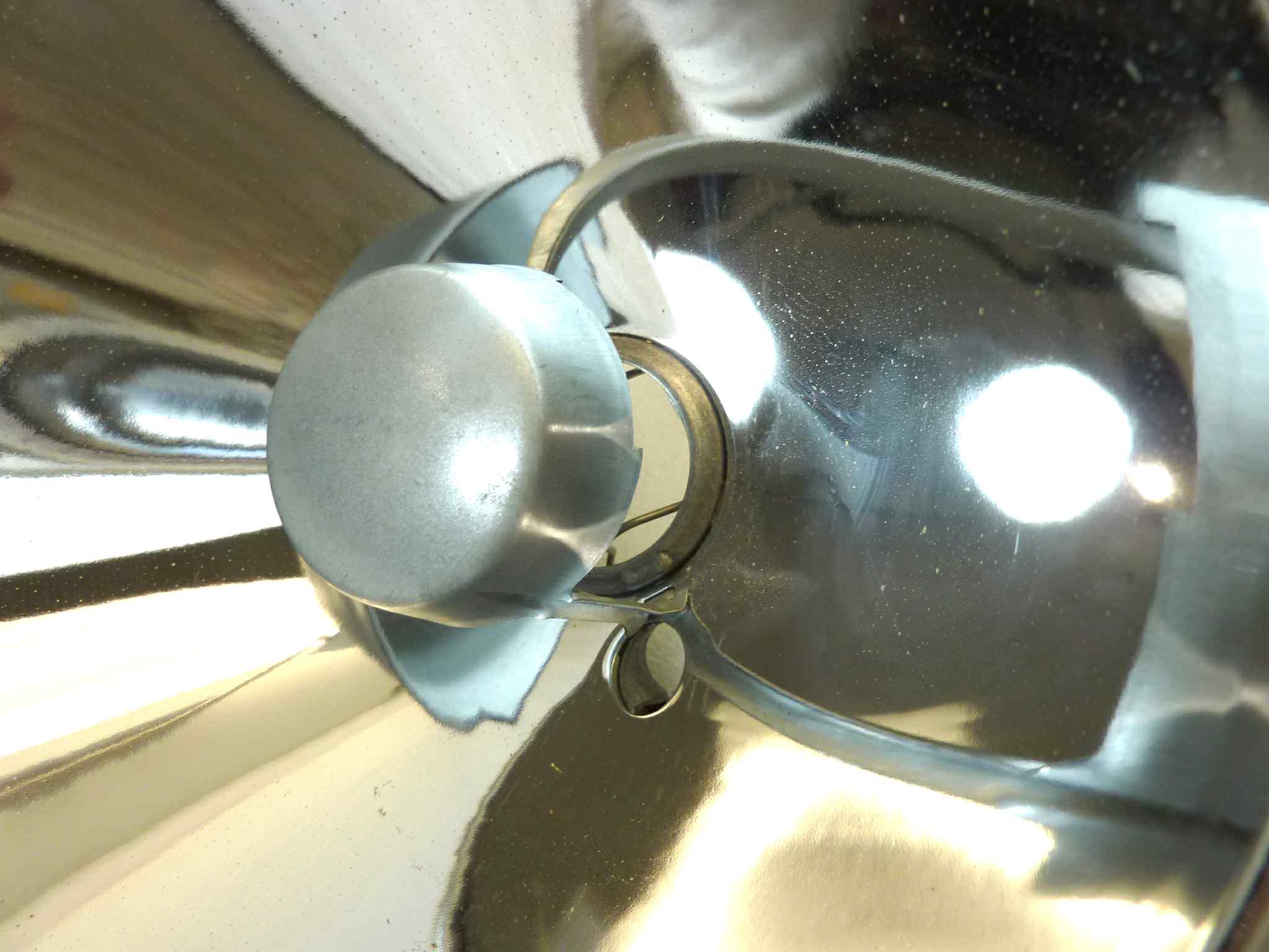Calotta faro Bosch 0.303.850.103 668 283 0214572 diam tot 197 mm gruppo ottico NUOVO fondo di magazzino, LEGGI DESCRIZIONE - immagine 2