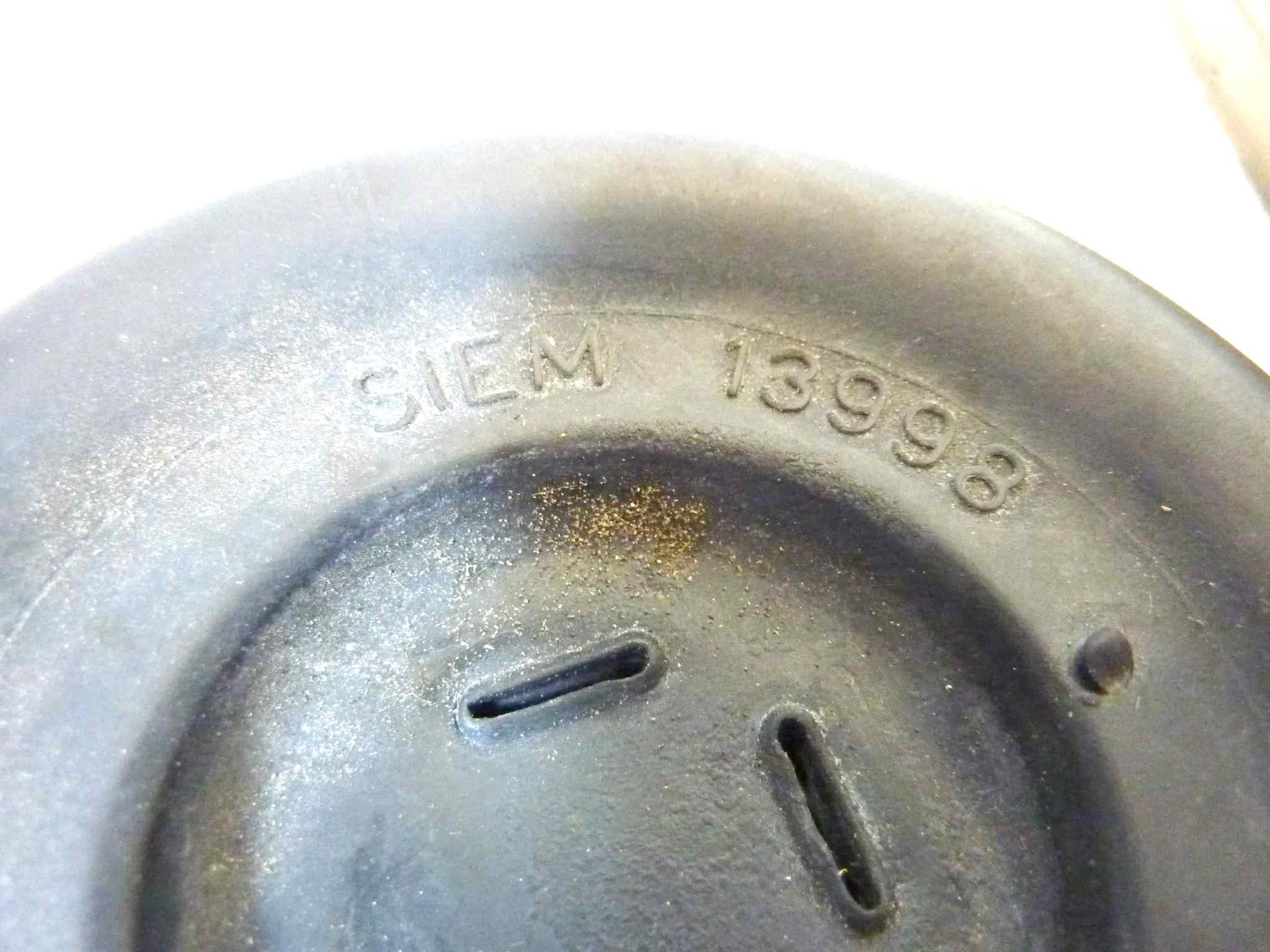 Gruppo ottico faro Fiat 125 126 127 128 900E 900T Fiorino Guzzi V35 Imola Monza Le Mans Maserati Carello 409 - immagine 9