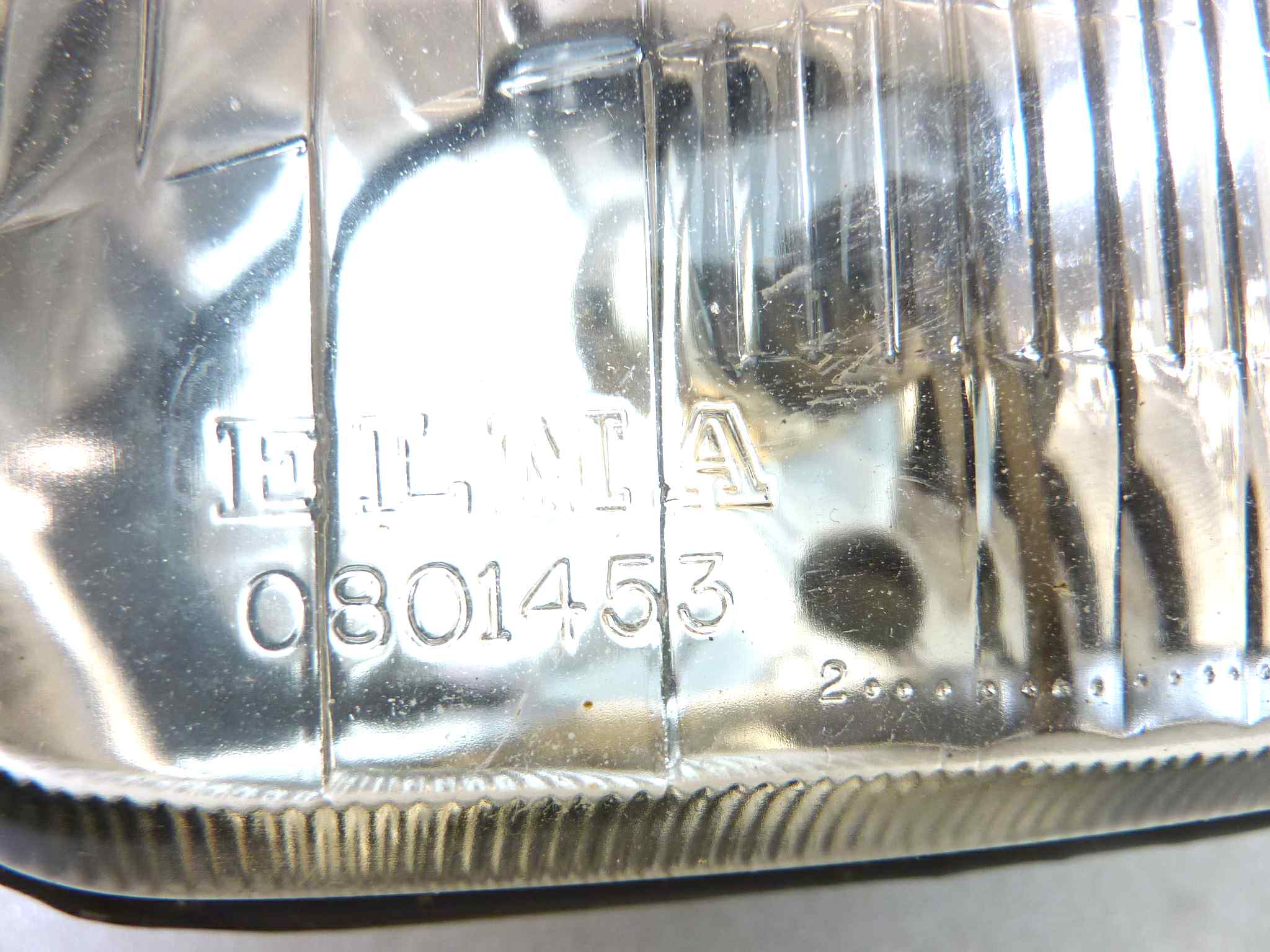 Gruppo ottico faro Fiat 125 126 127 128 900E 900T Fiorino Guzzi V35 Imola Monza Le Mans Maserati Carello 409 - immagine 3