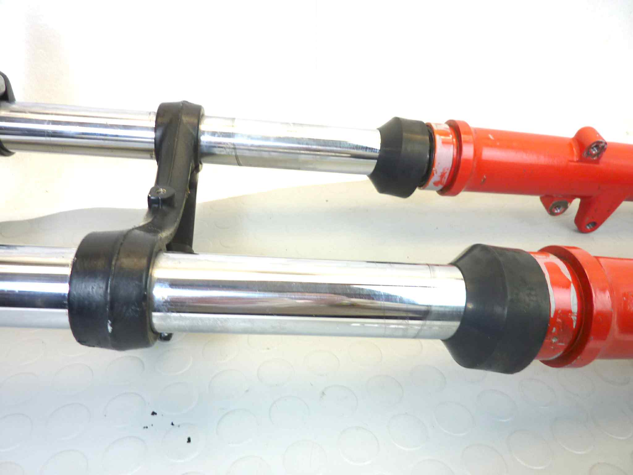 Forcella Moto Guzzi 850 T5 - immagine 11