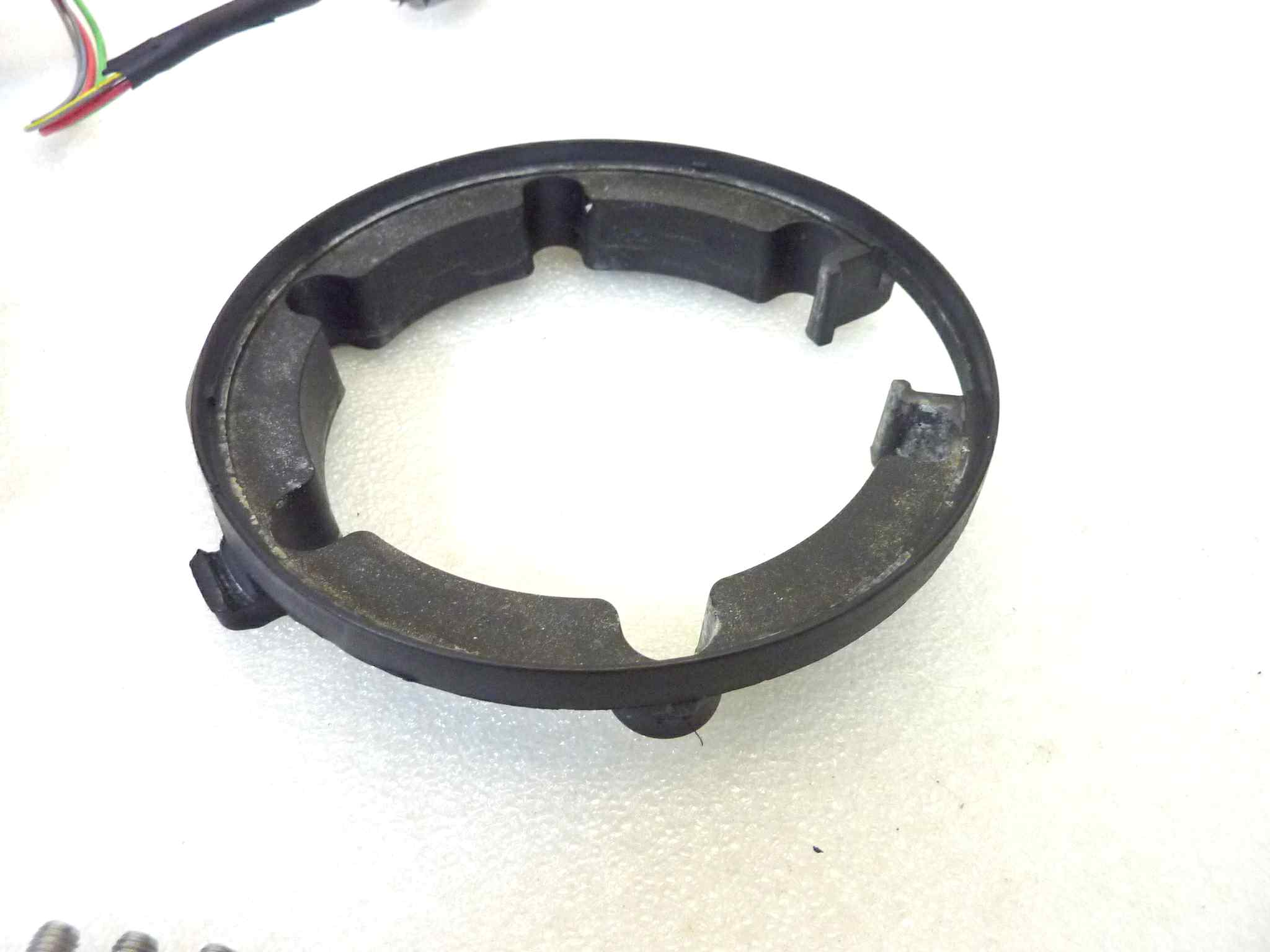 Kit serrature blocchetto accensione Bmw 650 Cs Scarver tappo benzina e sgancio sella (sgancio sella con cover da sostituire) due chiavi come da foto - immagine 4