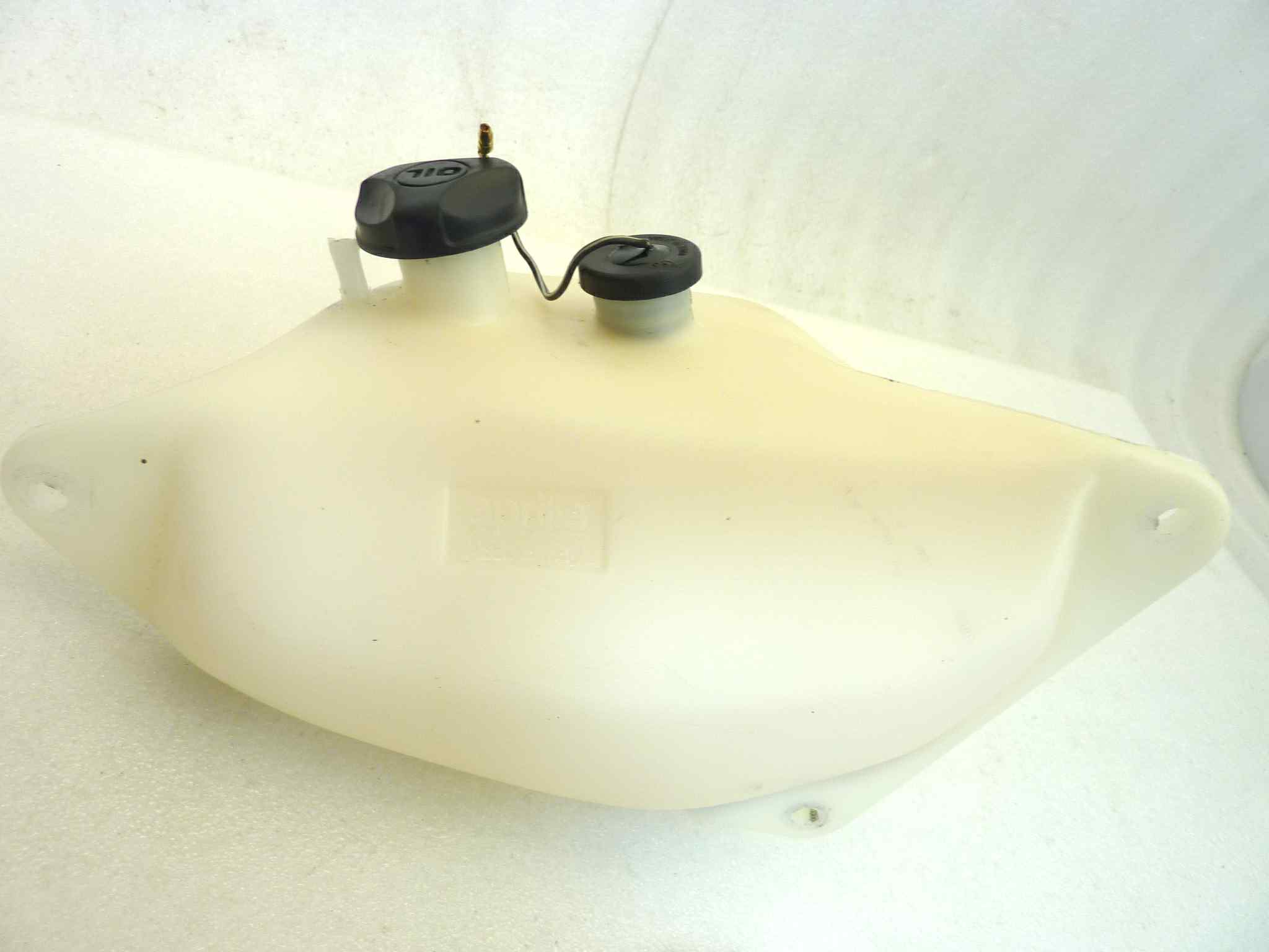 Serbatoio olio con sensore Aprilia AF1 50 1986 - 1987 tipo AB - immagine 2