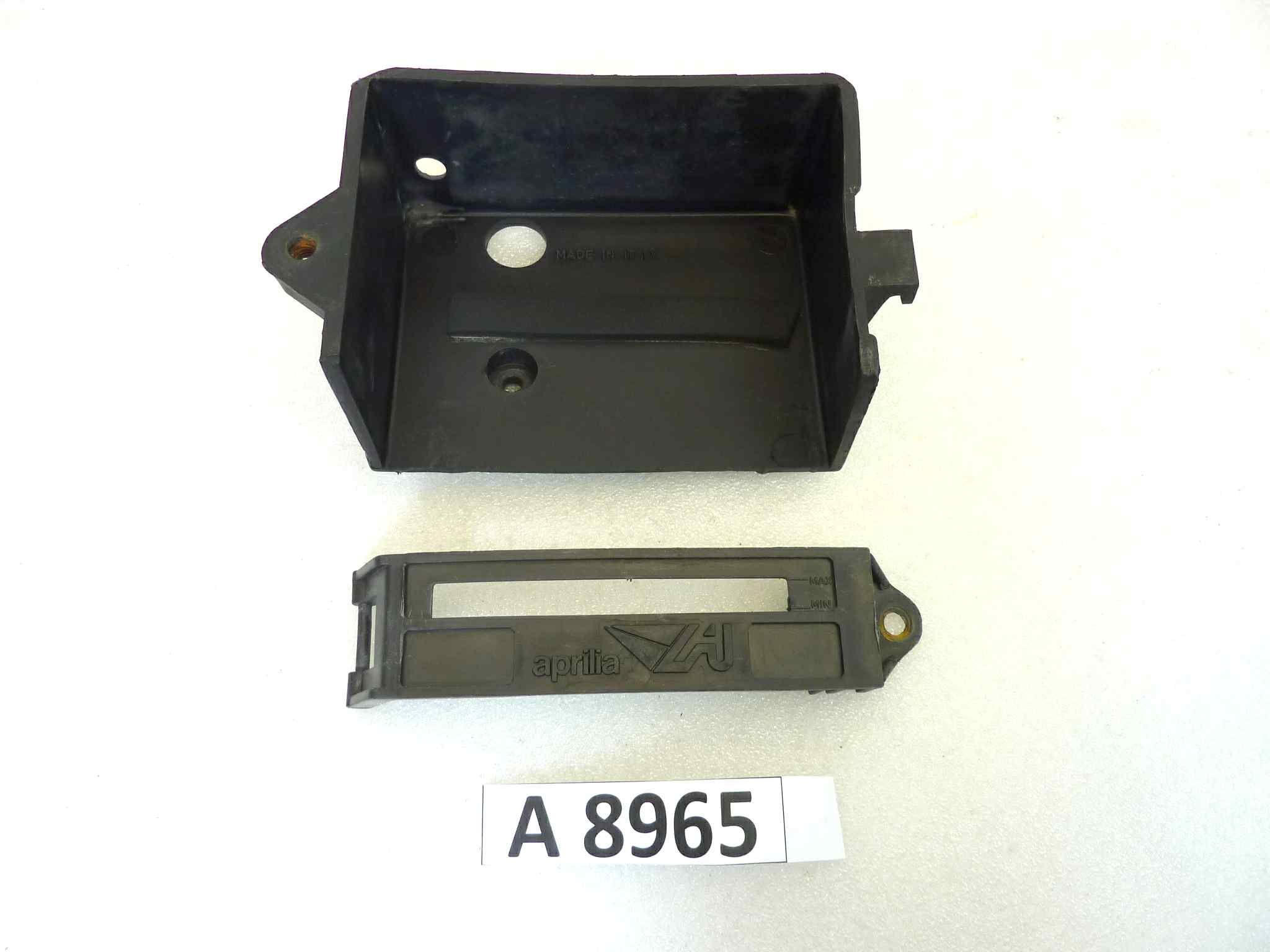 Scatola staffa batteria Aprilia AF1 50 1986 - 1987 tipo AB