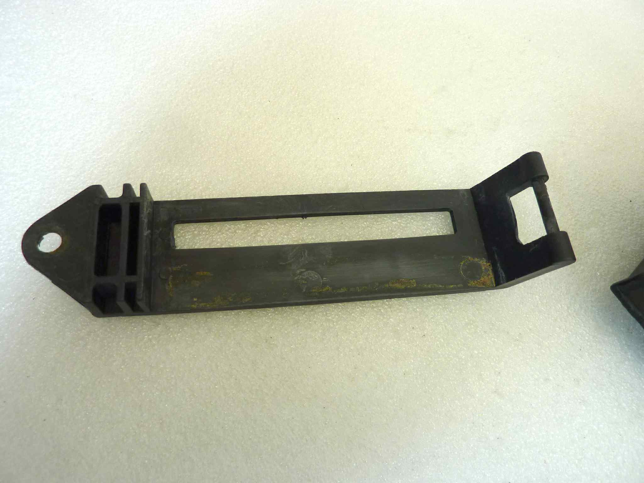 Scatola staffa batteria Aprilia AF1 50 1986 - 1987 tipo AB - immagine 5