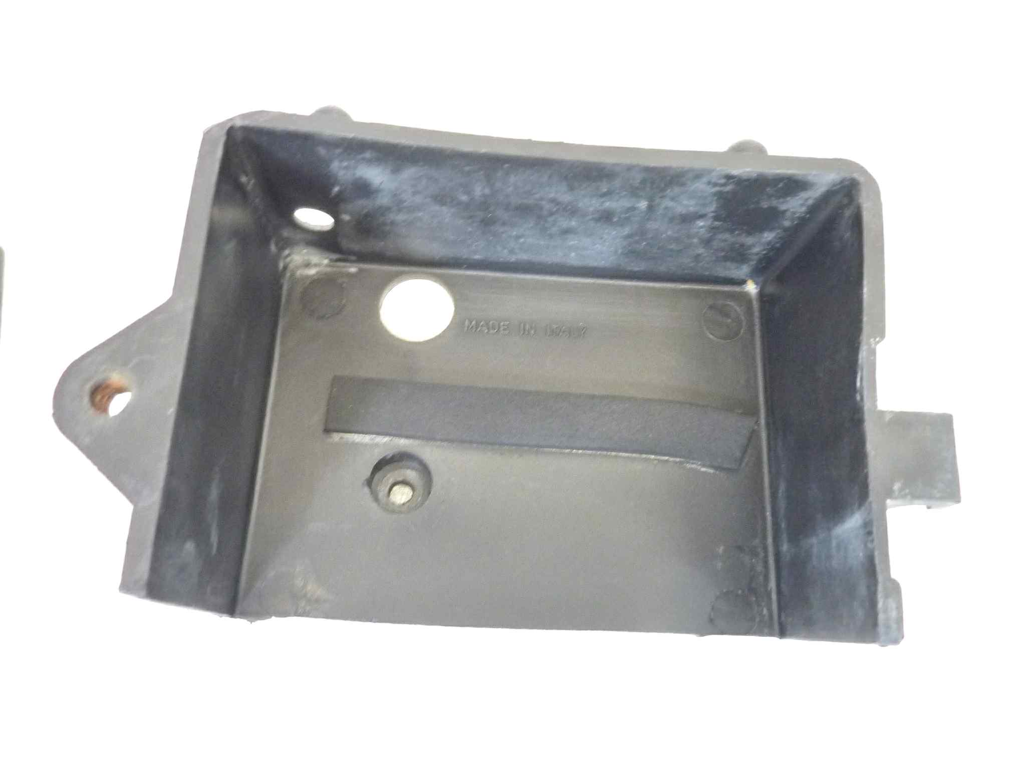 Scatola staffa batteria Aprilia AF1 50 1986 - 1987 tipo AB - immagine 7