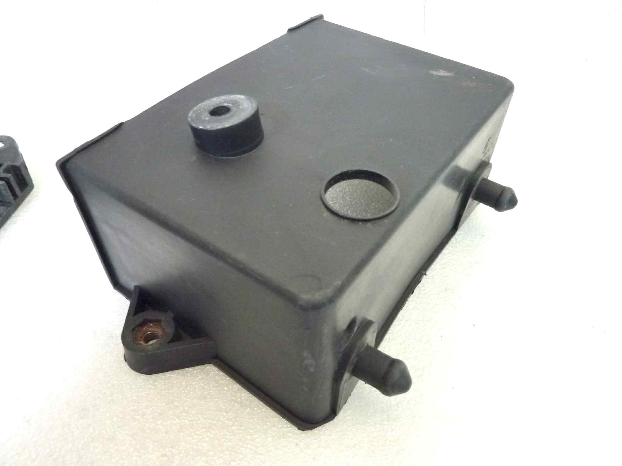 Scatola staffa batteria Aprilia AF1 50 1986 - 1987 tipo AB - immagine 9