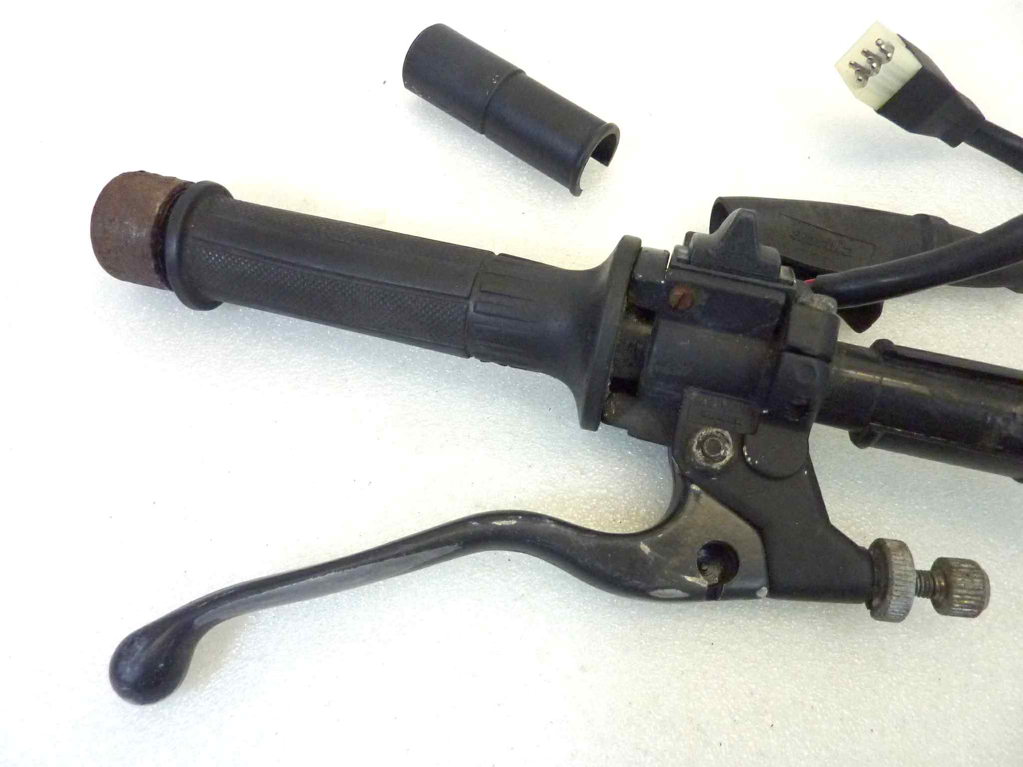 Comandi manubrio sinistro Aprilia AF1 50 1986 - 1987 tipo AB devio luci staffa leva frizione - immagine 8