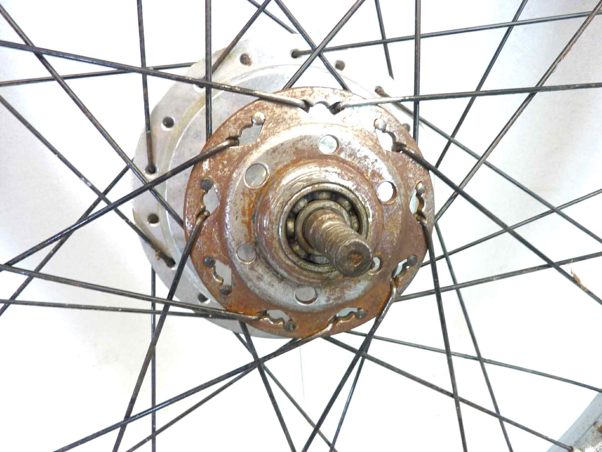 Cerchio anteriore Parilla 125 2T gomma Pirelli 2 1/4 x 20 24x2 1/4 - immagine 6