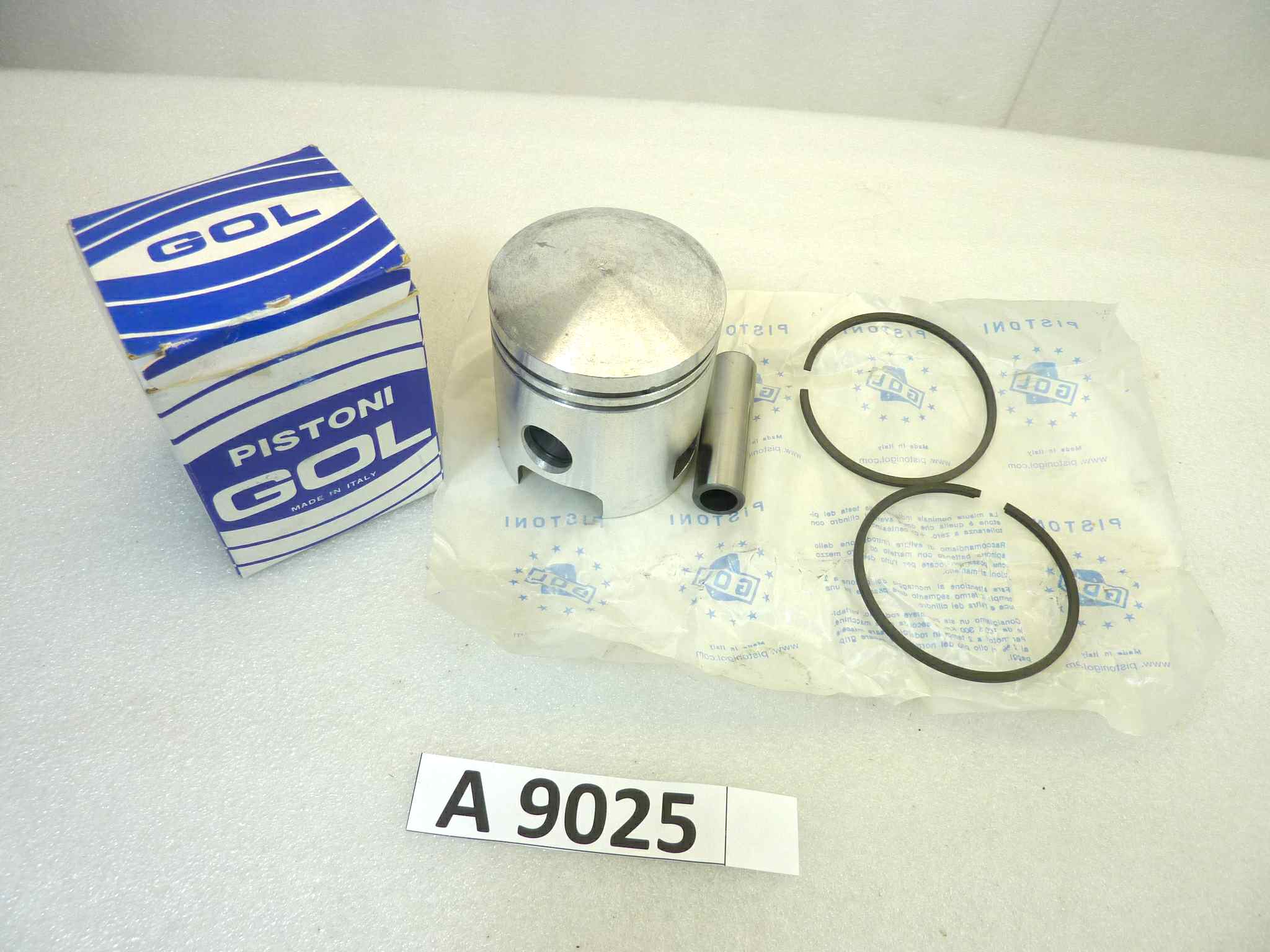 Pistone Piaggio Ape 200 Pistoni Gol diametro 71 cod 124 NUOVO Fondo di magazzino, VEDI FOTO, LEGGI DESCRIZIONE