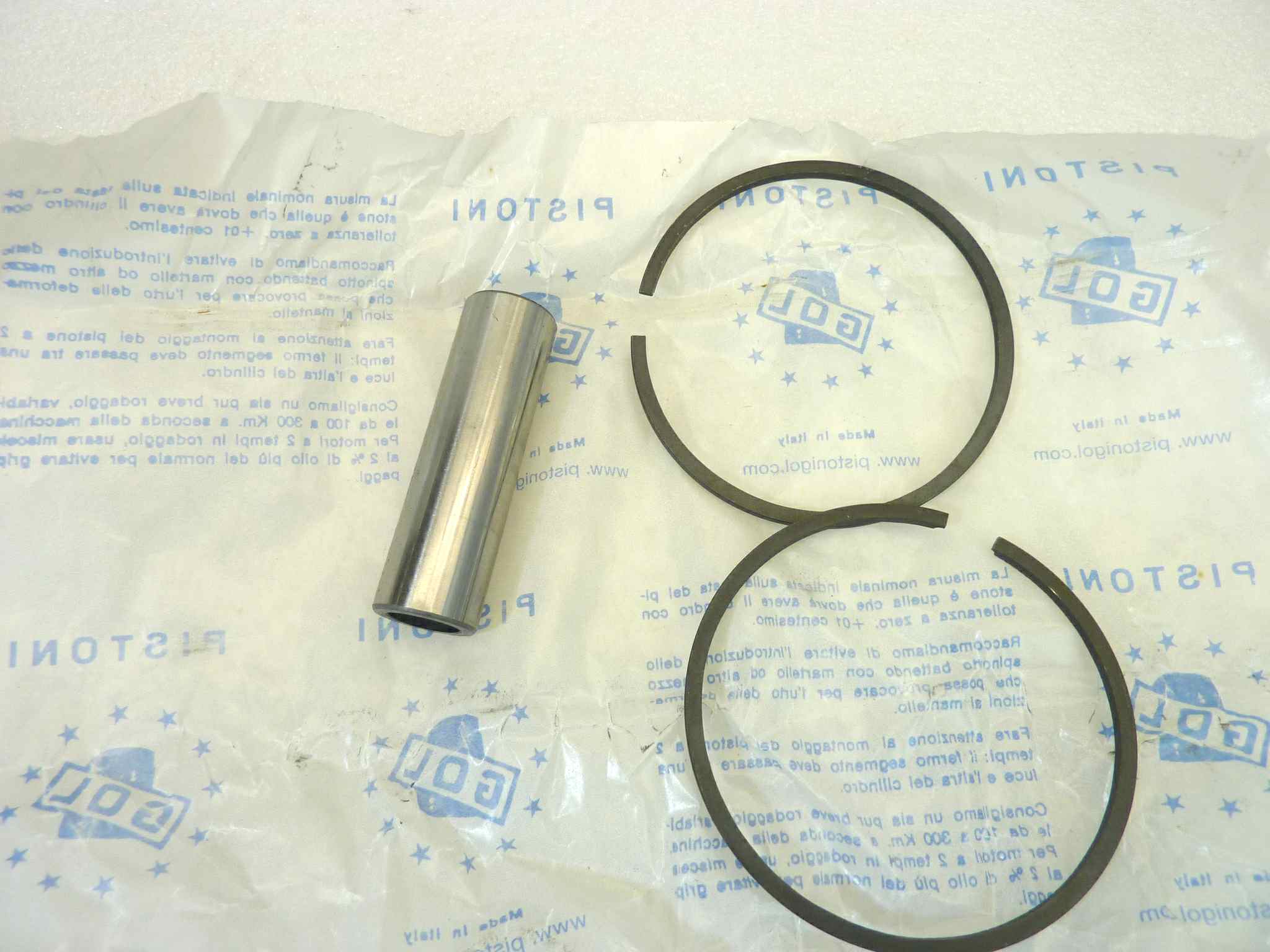 Pistone Piaggio Ape 200 Pistoni Gol diametro 71 cod 124 NUOVO Fondo di magazzino, VEDI FOTO, LEGGI DESCRIZIONE - immagine 11