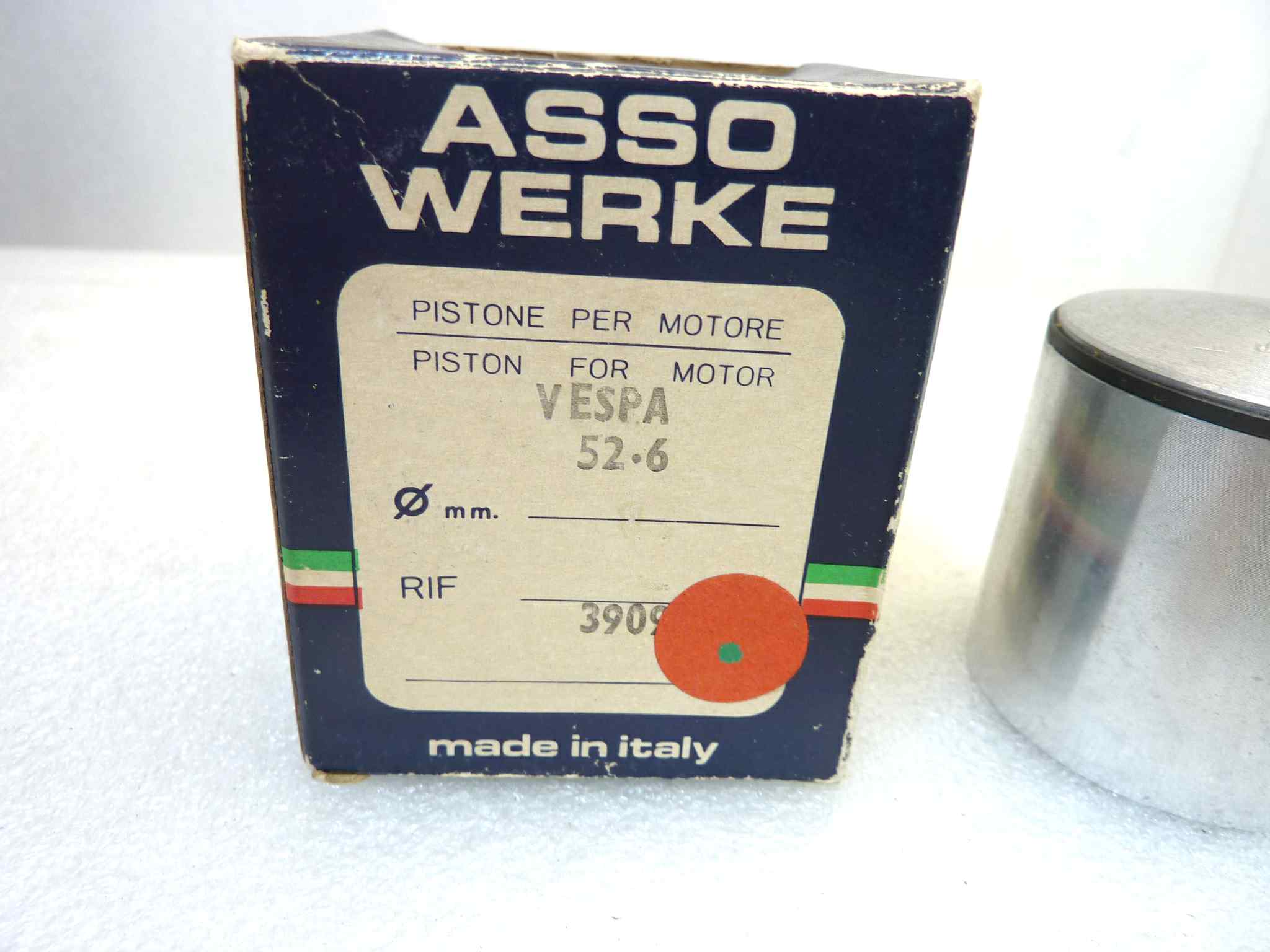 Pistone Piaggio Vespa Asso Werke diametro 52,6 cod 3909 NUOVO Fondo di magazzino, VEDI FOTO, LEGGI DESCRIZIONE - immagine 2