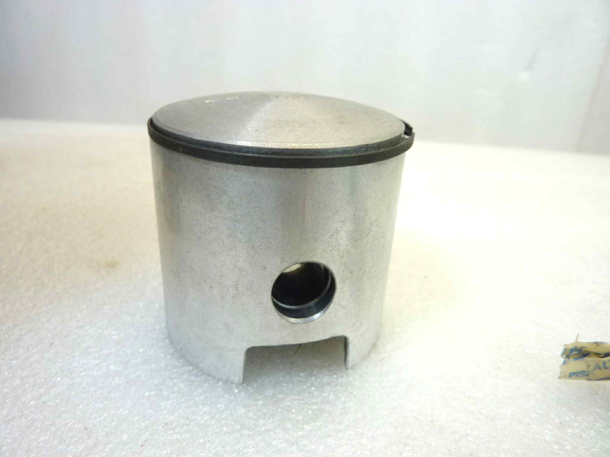 Pistone Piaggio Vespa Asso Werke diametro 52,6 cod 3909 NUOVO Fondo di magazzino, VEDI FOTO, LEGGI DESCRIZIONE - immagine 3