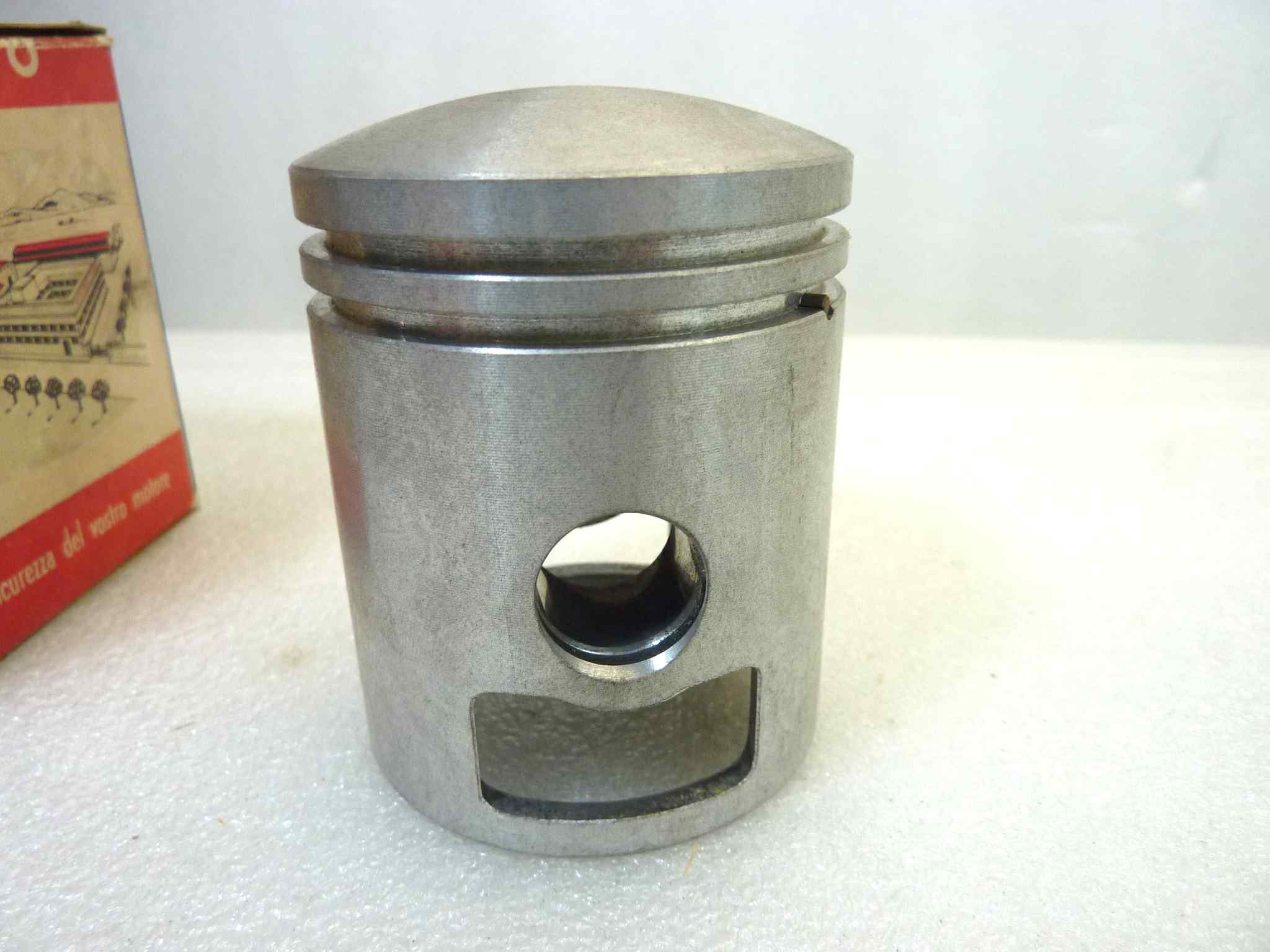 Pistone Piaggio Vespa Asso Werke diametro 53,9 cod 1805 no spinotto NUOVO Fondo di magazzino, VEDI FOTO, LEGGI DESCRIZIONE - immagine 3