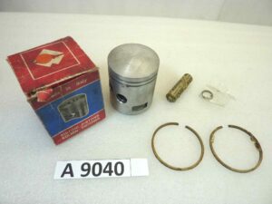 Pistone Piaggio Vespa Asso Werke diametro 64,1 cod 3118 NUOVO Fondo di magazzino, VEDI FOTO, LEGGI DESCRIZIONE