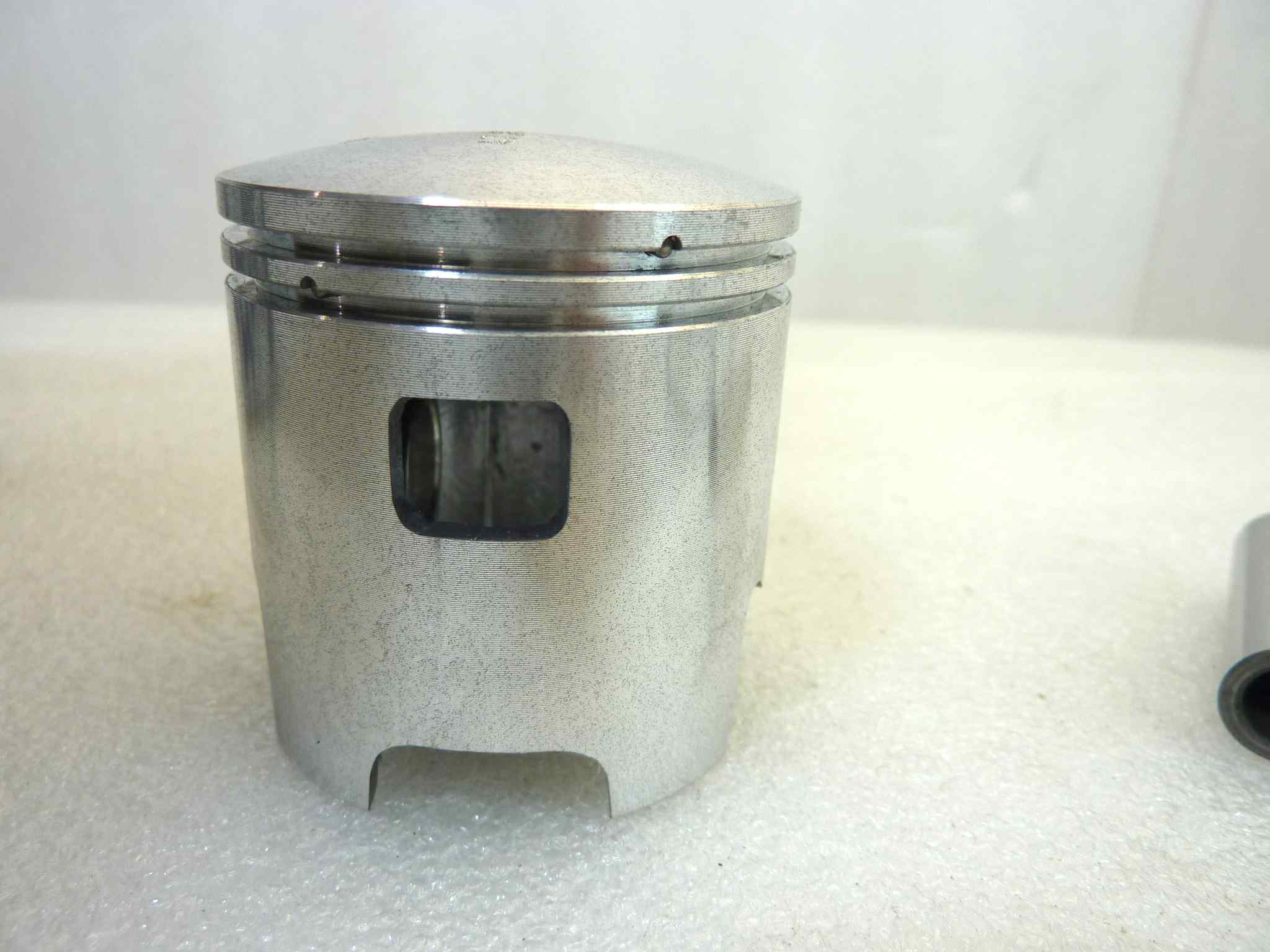 Pistone Polini trasf Vespa 90 cc Meteor diametro 47,8 cod PC 1247080 NUOVO Fondo di magazzino, VEDI FOTO, LEGGI DESCRIZIONE - immagine 4