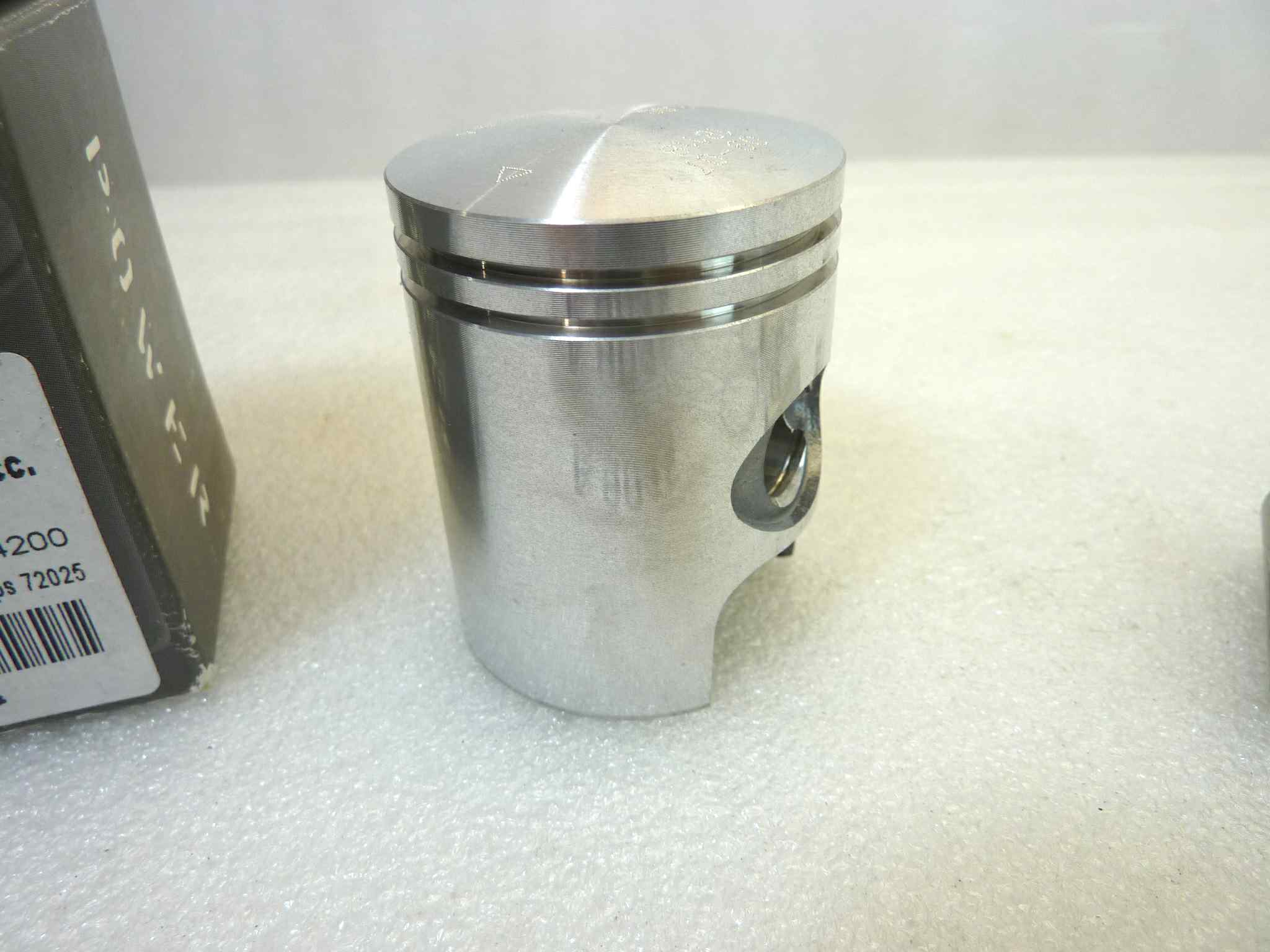 Pistone Piaggio Sfera Zip Vertex diametro 42 cod 22061200 NUOVO Fondo di magazzino, VEDI FOTO, LEGGI DESCRIZIONE - immagine 2