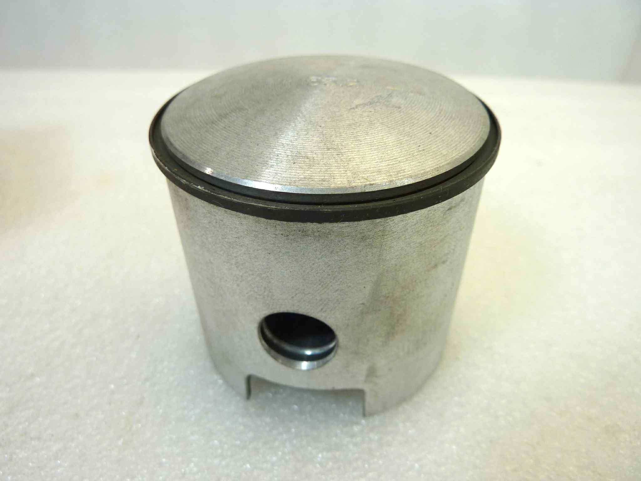Pistone Piaggio Vespa Pinasco Asso diametro 53,2 cod 3909 no seeger no spinotto NUOVO Fondo di magazzino, VEDI FOTO, LEGGI DESCRIZIONE - immagine 3