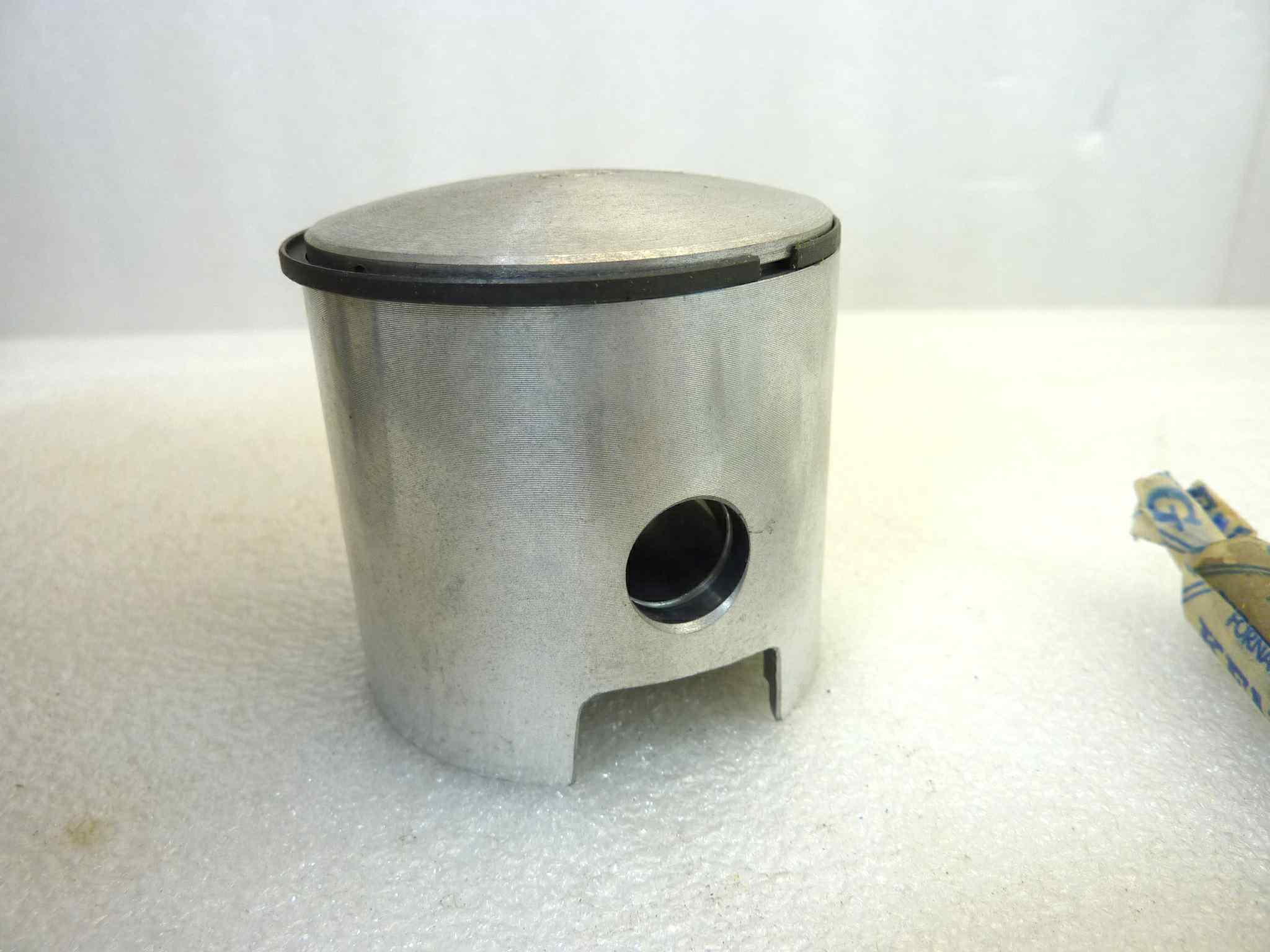 Pistone Piaggio Vespa Asso Werke diametro 52,6 cod 3909 NUOVO Fondo di magazzino, VEDI FOTO, LEGGI DESCRIZIONE - immagine 7