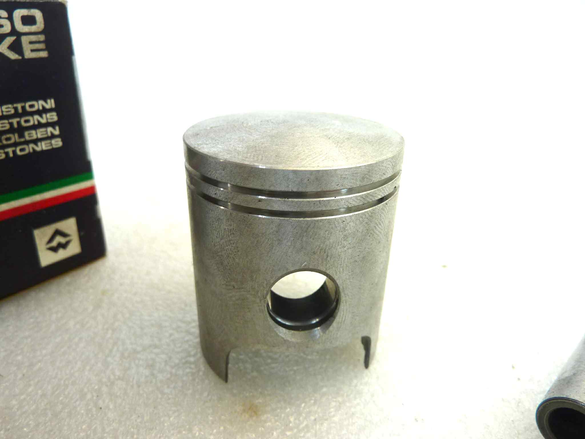 Pistone Gilera Asso Werke diametro STD 39 E cod 5147 senza fasce NUOVO Fondo di magazzino, VEDI FOTO, LEGGI DESCRIZIONE - immagine 5