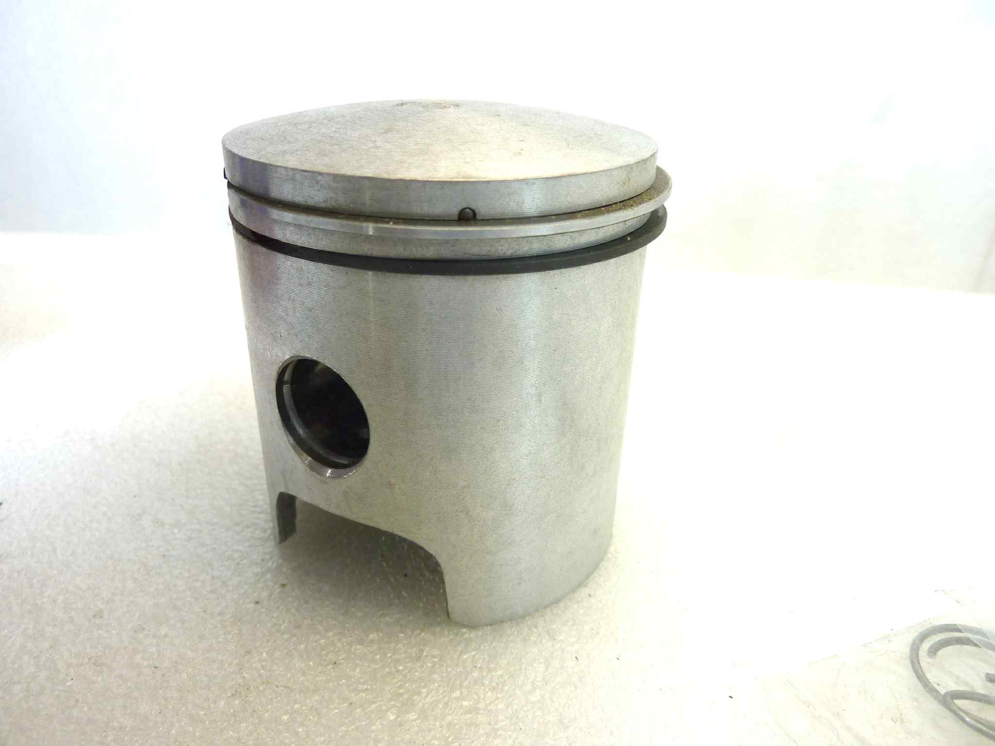 Pistone Kawasaki Asso diametro 60,6 cod 3200 no spinotto NUOVO Fondo di magazzino, VEDI FOTO, LEGGI DESCRIZIONE - immagine 8