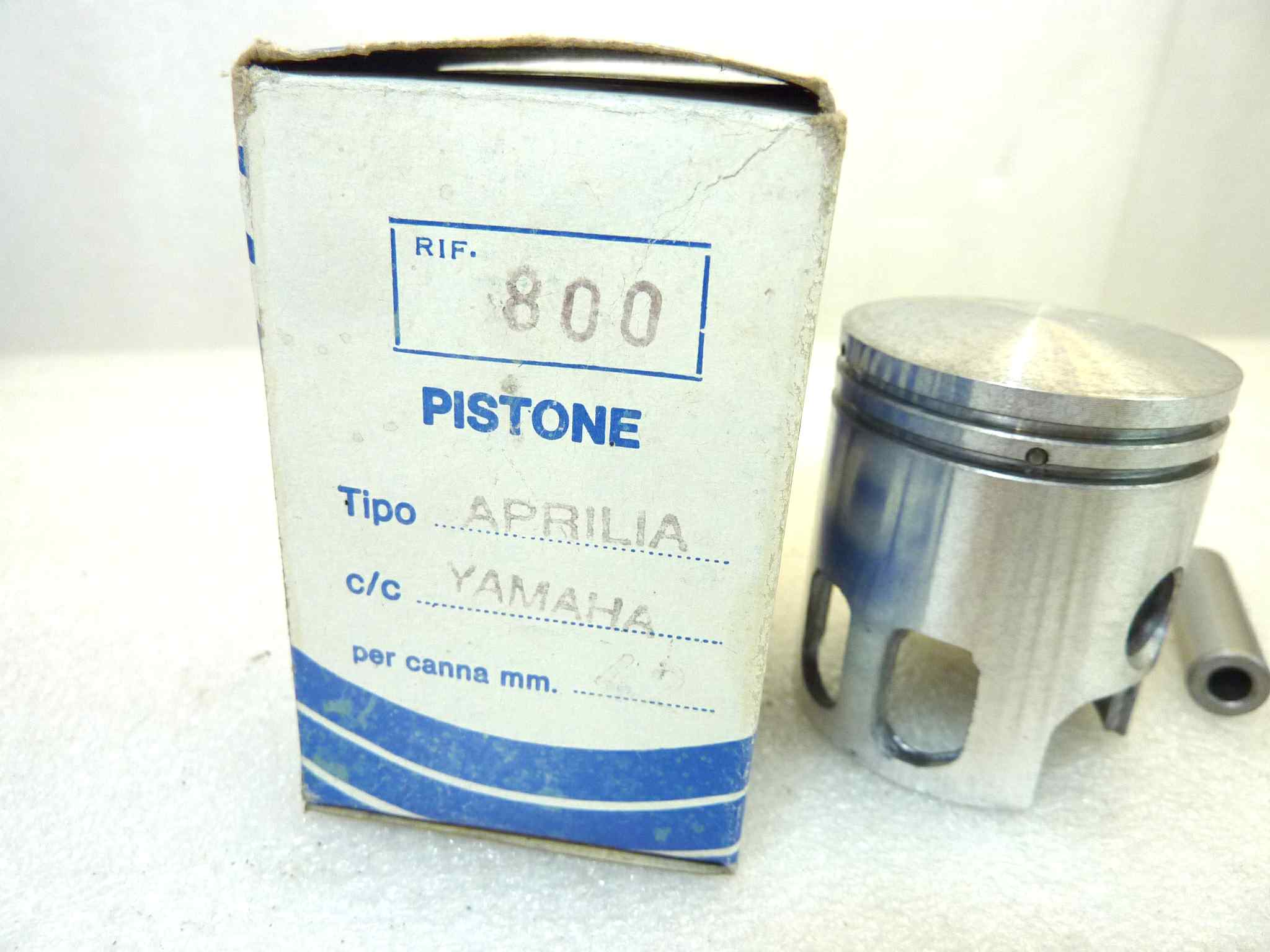 Pistone Aprilia Yamaha Pistoni Gol diametro 42 cod 800 NUOVO Fondo di magazzino, VEDI FOTO, LEGGI DESCRIZIONE - immagine 2