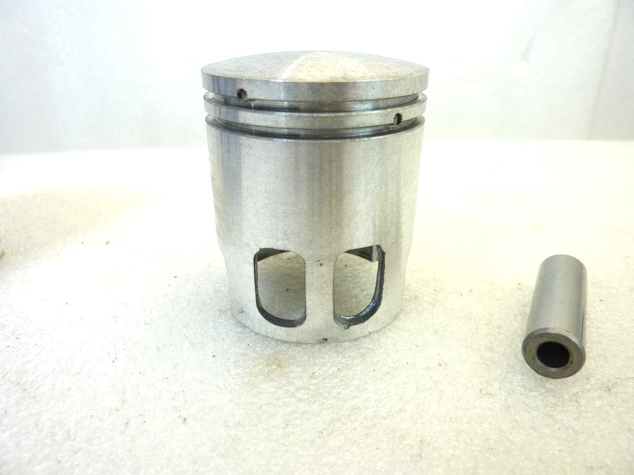 Pistone Aprilia Yamaha Pistoni Gol diametro 42 cod 800 NUOVO Fondo di magazzino, VEDI FOTO, LEGGI DESCRIZIONE - immagine 3