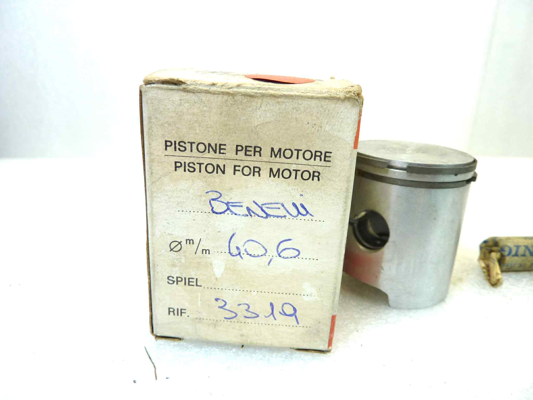 Pistone Benelli Asso diametro 40,6 cod 3319 NUOVO Fondo di magazzino, VEDI FOTO, LEGGI DESCRIZIONE - immagine 2