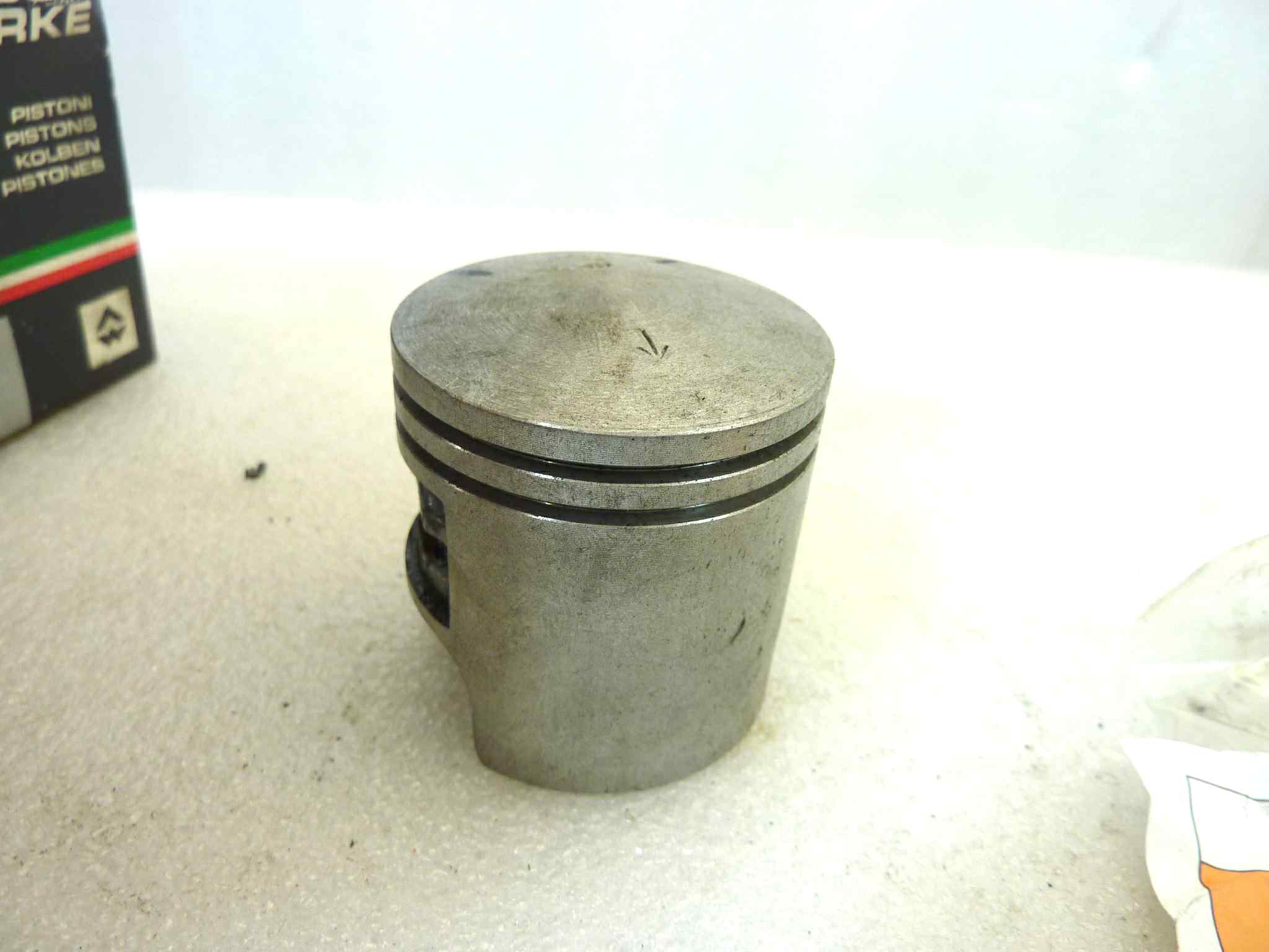 Pistone Honda Asso Werke diametro 41,8 cod 5468 NUOVO Fondo di magazzino, VEDI FOTO, LEGGI DESCRIZIONE - immagine 4