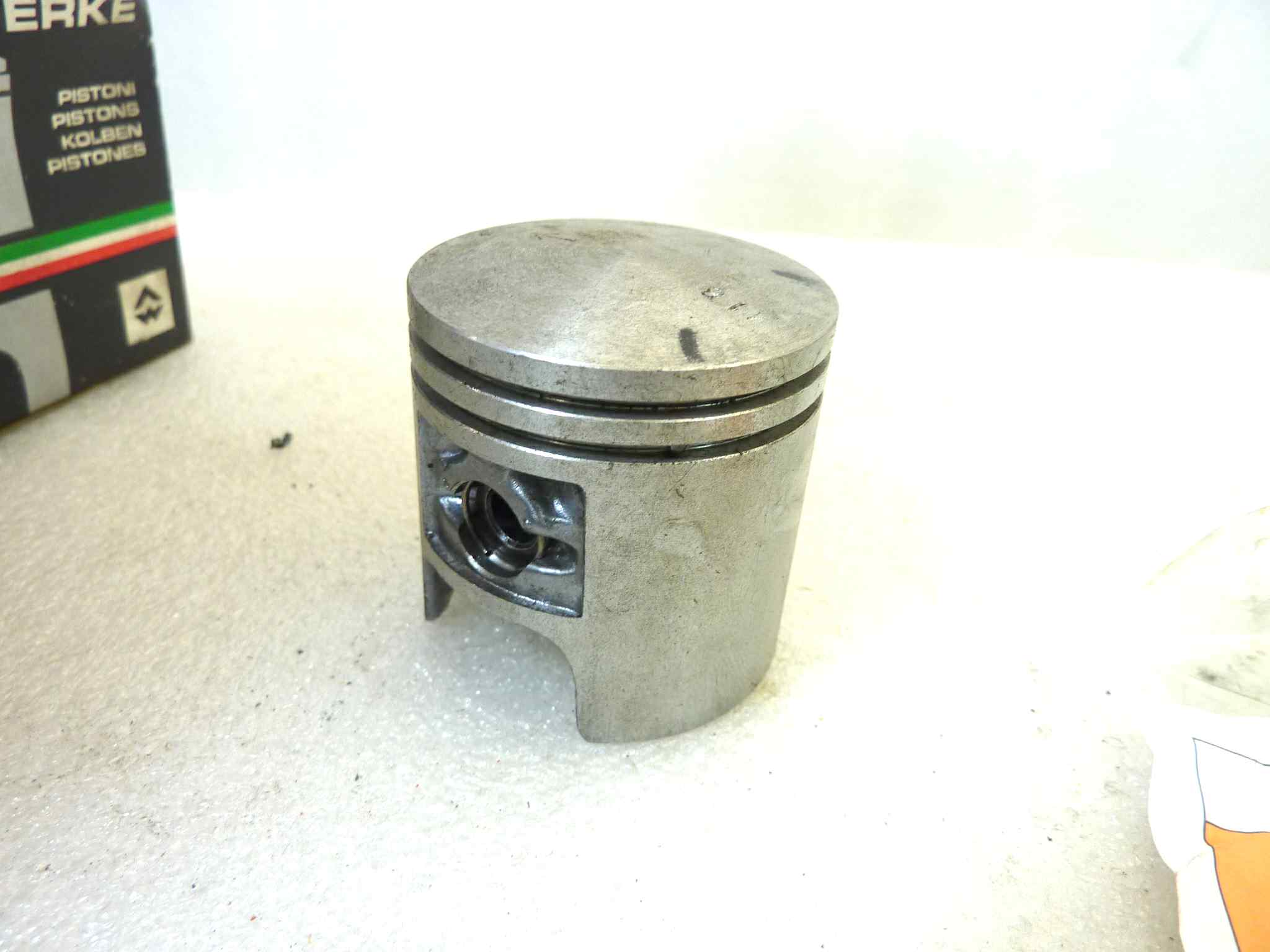 Pistone Honda Asso Werke diametro 41,8 cod 5468 NUOVO Fondo di magazzino, VEDI FOTO, LEGGI DESCRIZIONE - immagine 6