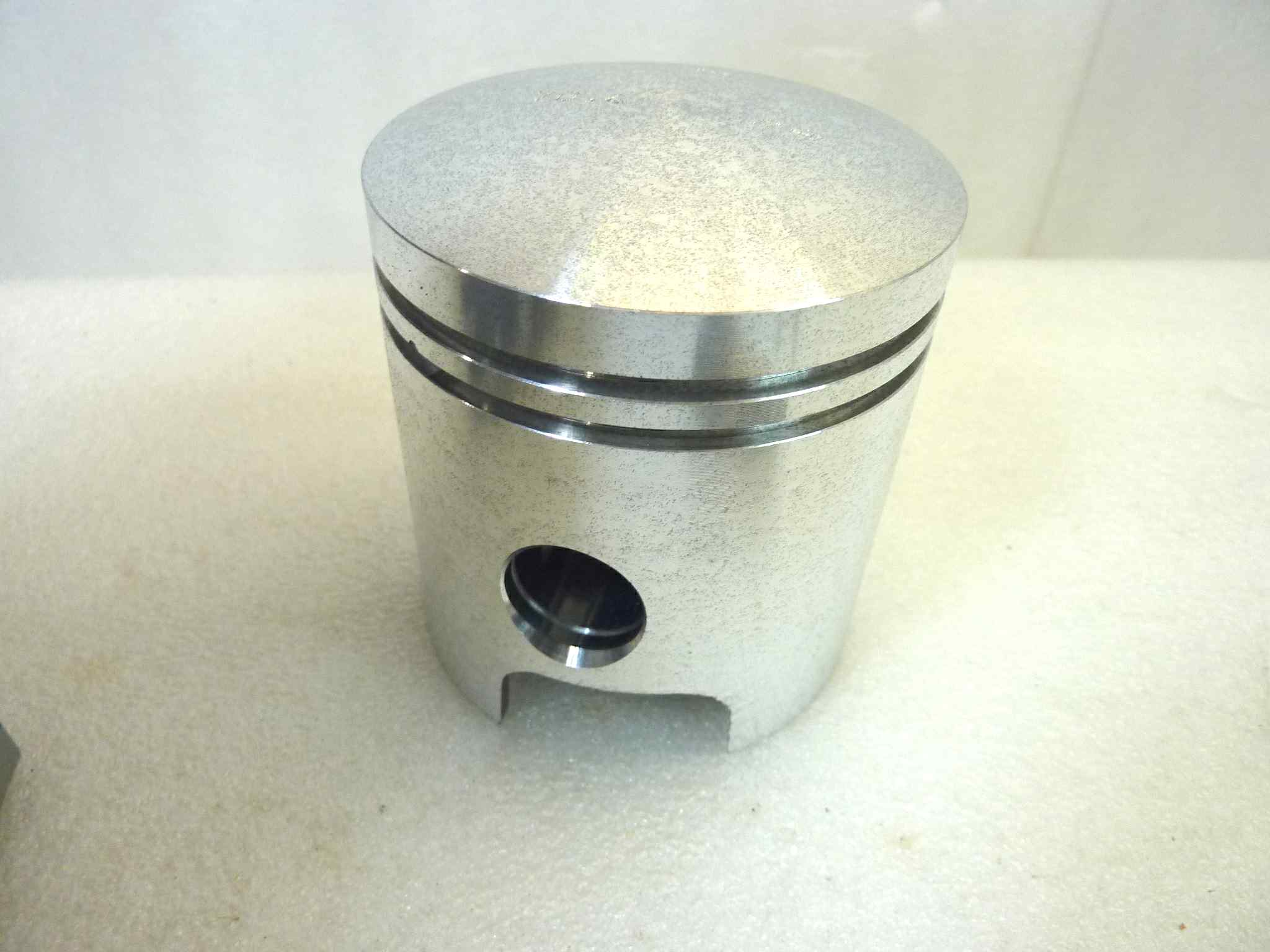 Pistone Piaggio Ape Meteor diametro 70,4 cod PC 0895240 NUOVO Fondo di magazzino, VEDI FOTO, LEGGI DESCRIZIONE - immagine 3