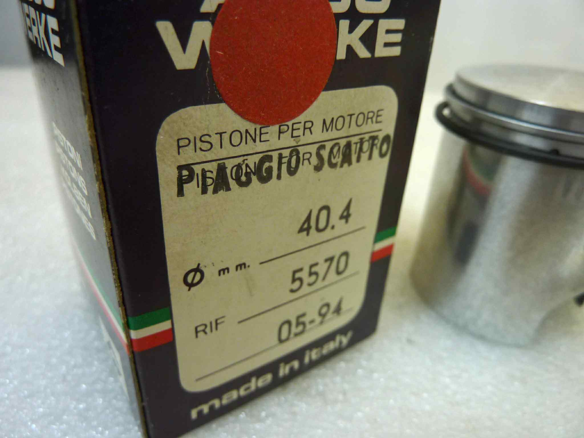 Pistone Piaggio Scatto Asso Werke diametro 40,4 cod 5570 NUOVO Fondo di magazzino, VEDI FOTO, LEGGI DESCRIZIONE - immagine 2